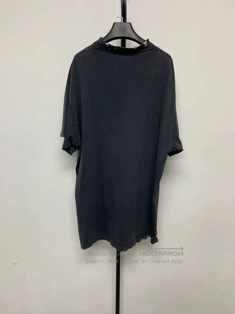 Balenciaga Balenciaga Studded Distressed T-shirt. Size US M / EU 48-50 / 2 - 2 Thumbnail