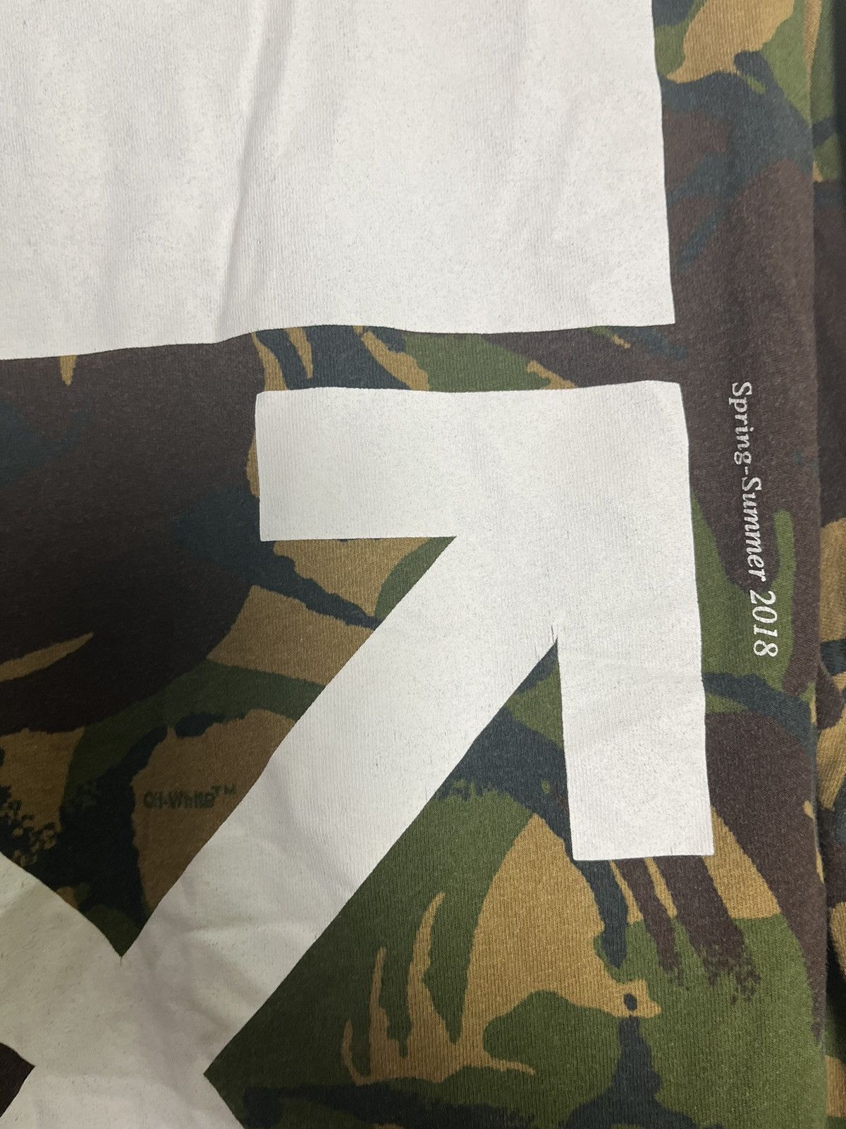 Off-White Off white camouflage long sleeve tshirt Size US S / EU 44-46 / 1 - 12 Thumbnail