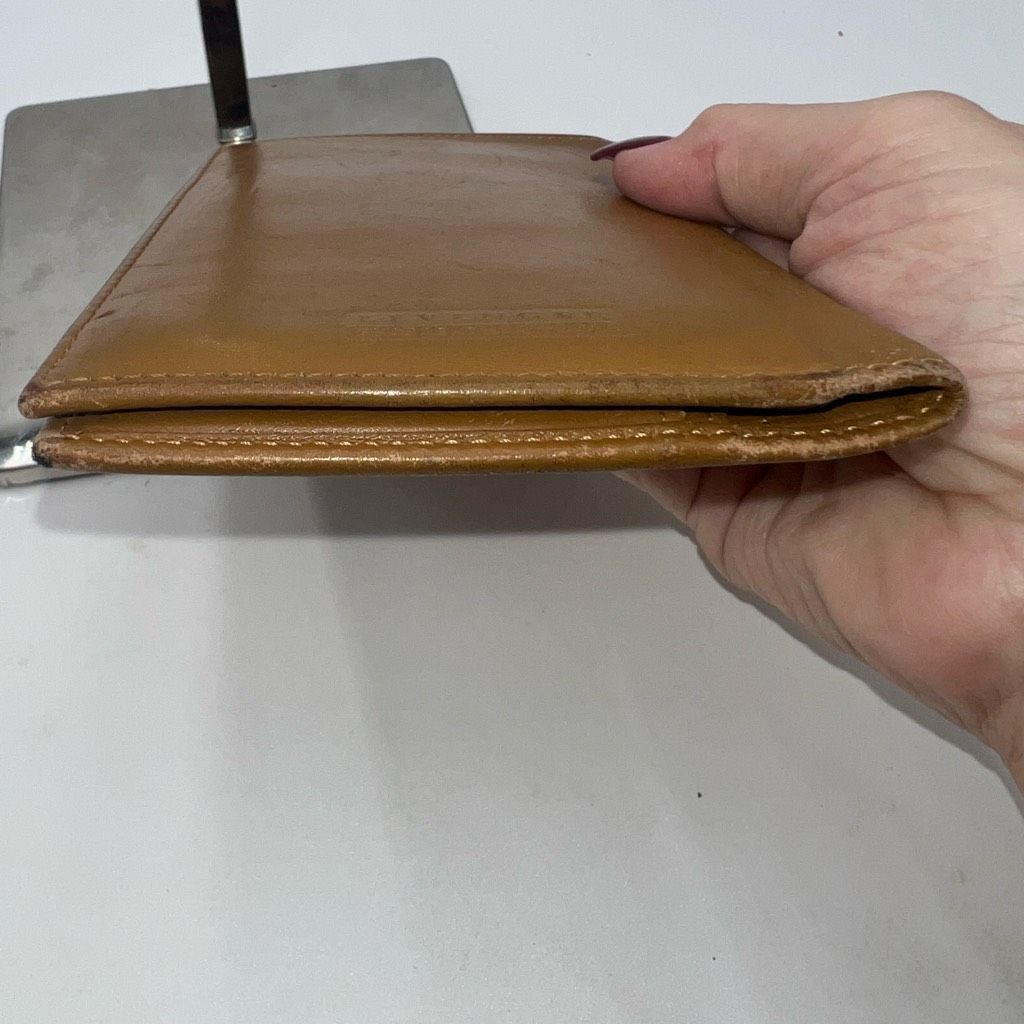 Levenger Fine Leather Tools Bi Fold Wallet