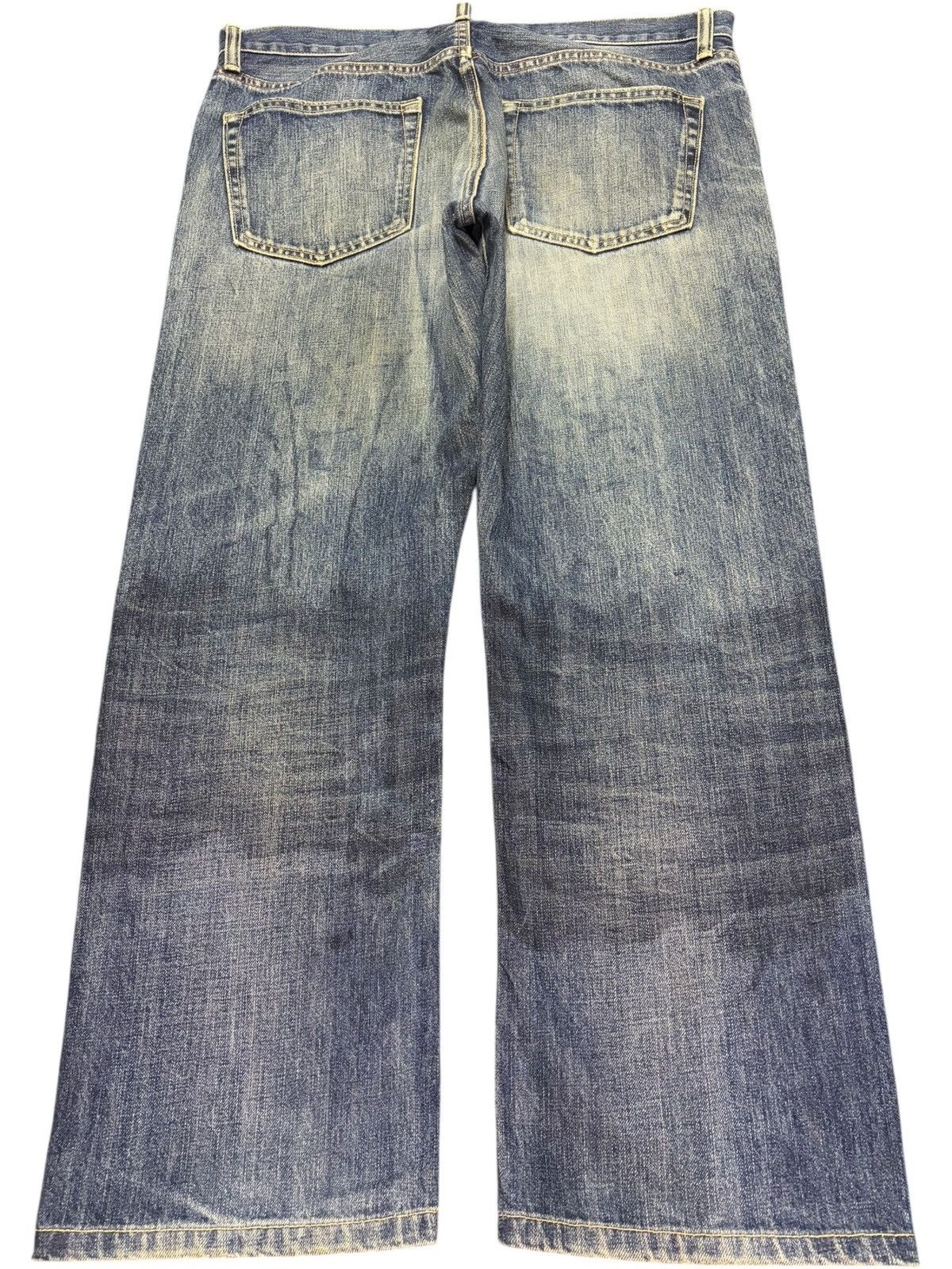 Uniqlo Vintage Uniqlo Mud Wash Distressed Loose Jeans Size US 35 - 2 Thumbnail