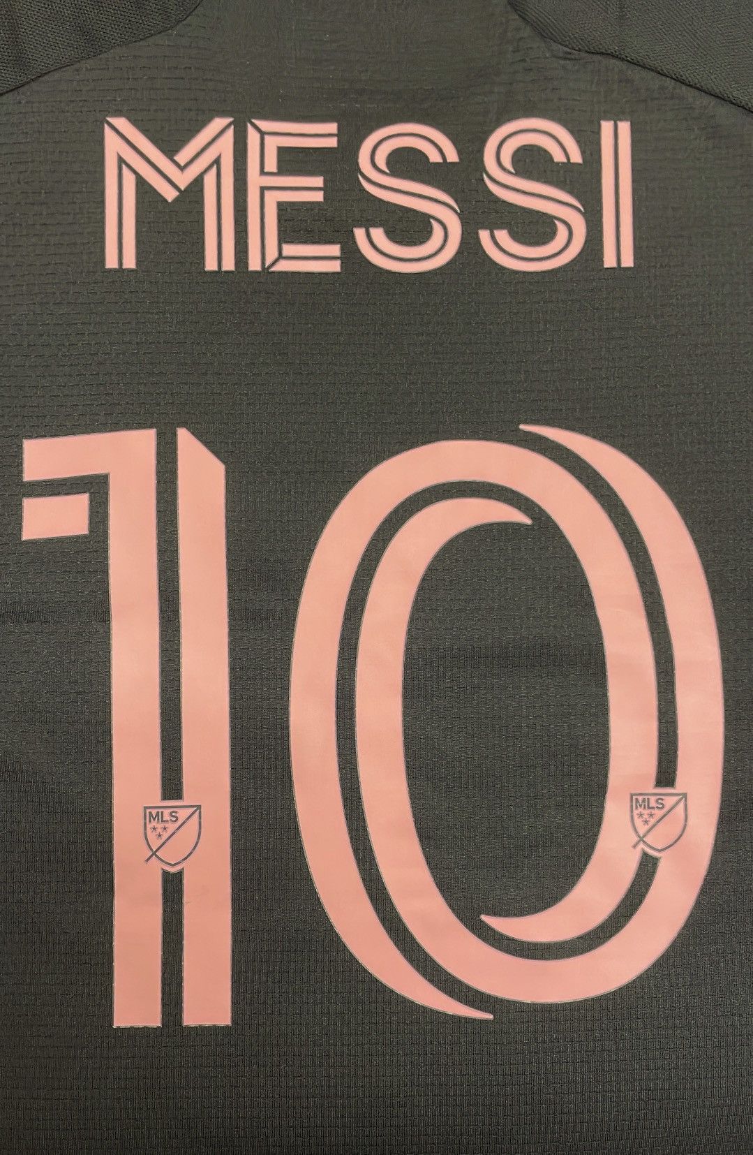 Adidas INTER MIAMI CF 23/24 AWAY AUTHENTIC MESSI JERSEY RARE SIZE Size US L / EU 52-54 / 3 - 10 Thumbnail