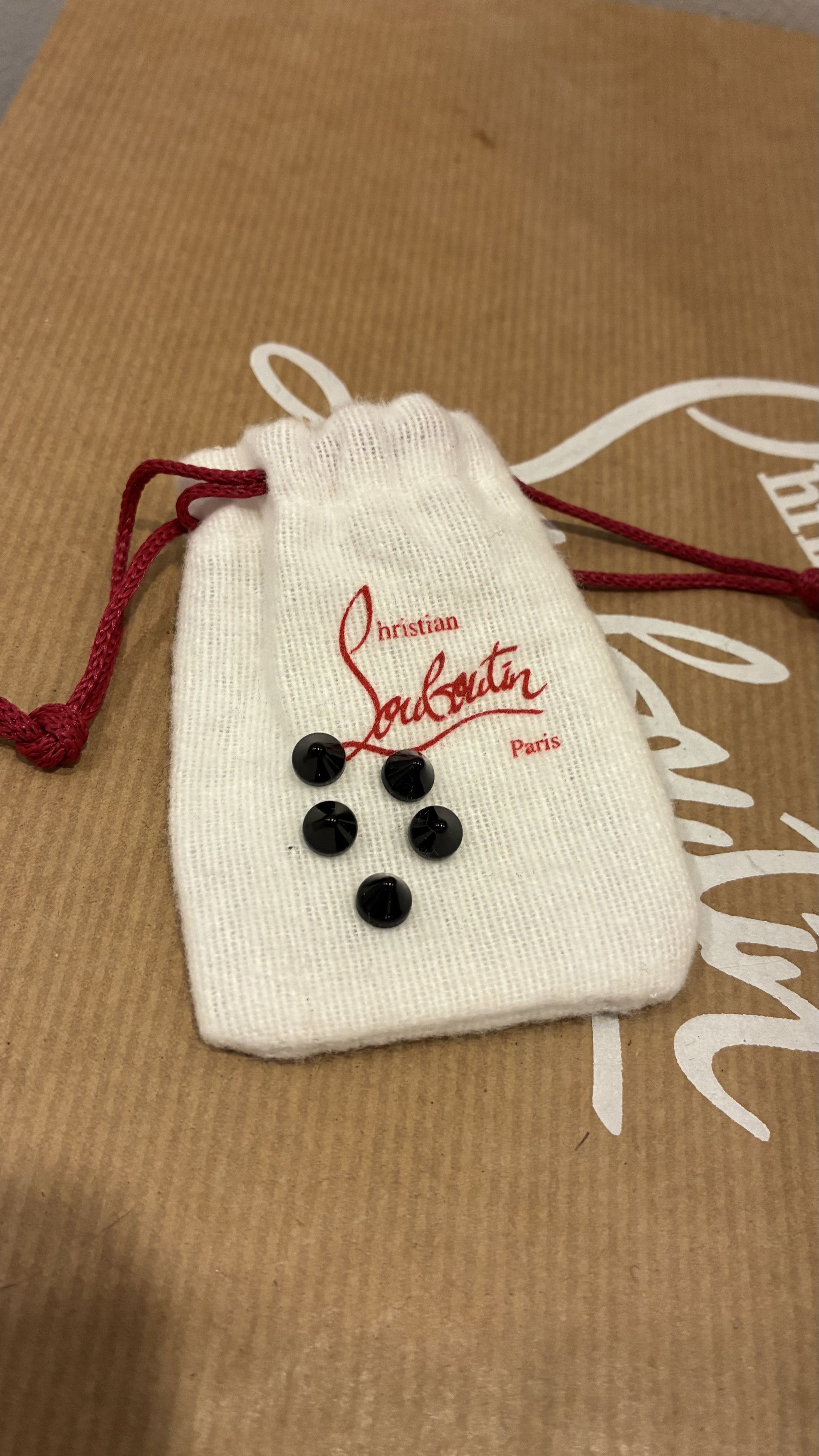 Christian Louboutin Junior Spike Size US 7 / EU 40 - 9 Thumbnail