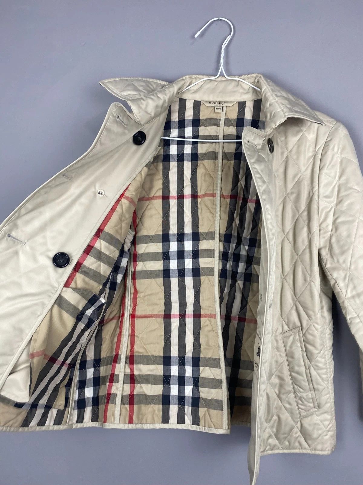Burberry Burberry Women's Quilted Jacket – Ivory / Cream, Size M Size M / US 6-8 / IT 42-44 - 3 Thumbnail