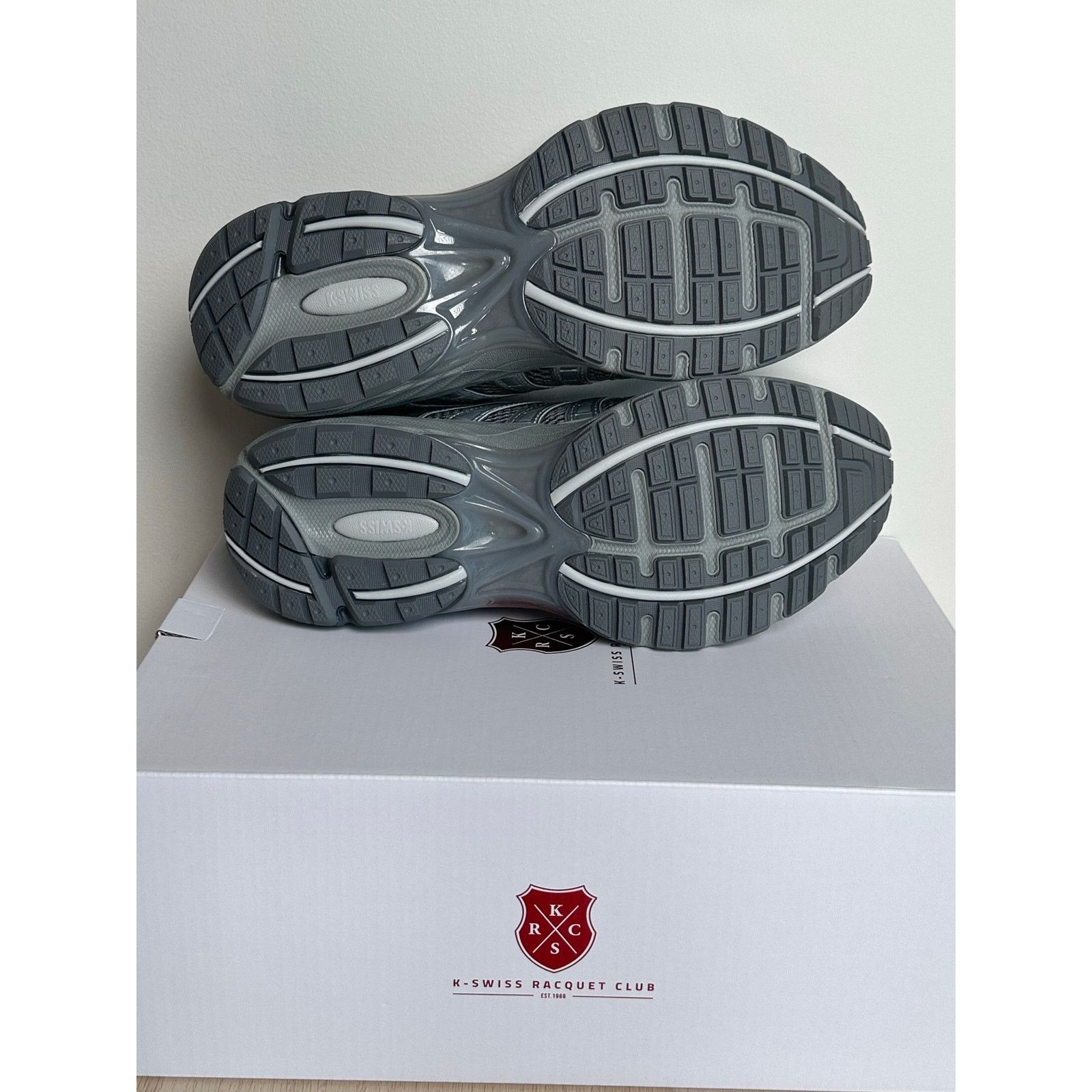 K-Swiss K-Swiss x Anwar Carrots Konejo Gray Sneaker - Size 9M New Size US 9 / EU 42 - 6 Thumbnail