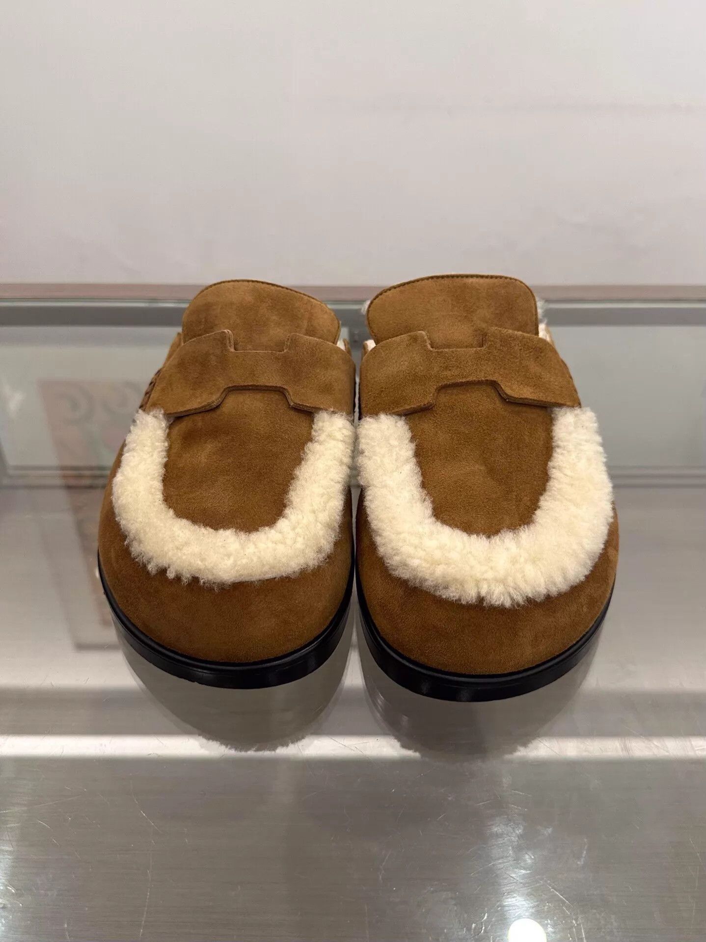 Hermes Hermes Go Women's Brown H-Logo Suede Shearling Mule EU39 Size US 8.5 / IT 38.5 - 3 Thumbnail