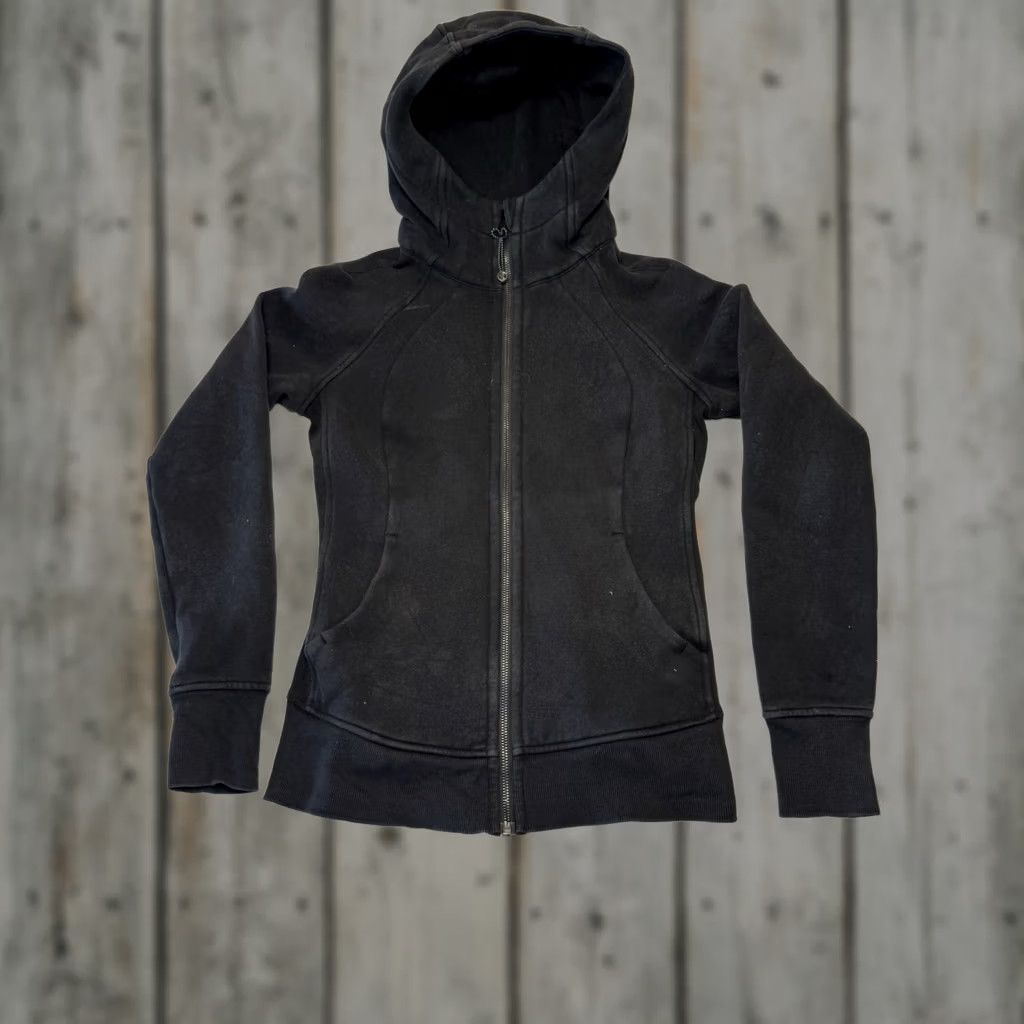 Lululemon Lululemon Full Zip Scuba Hoodie Jacket Black Women’s 4 Activewear Hoodie Zip Pockets Logo Vintage: No Size S / US 4 / IT 40 - 1 Thumbnail