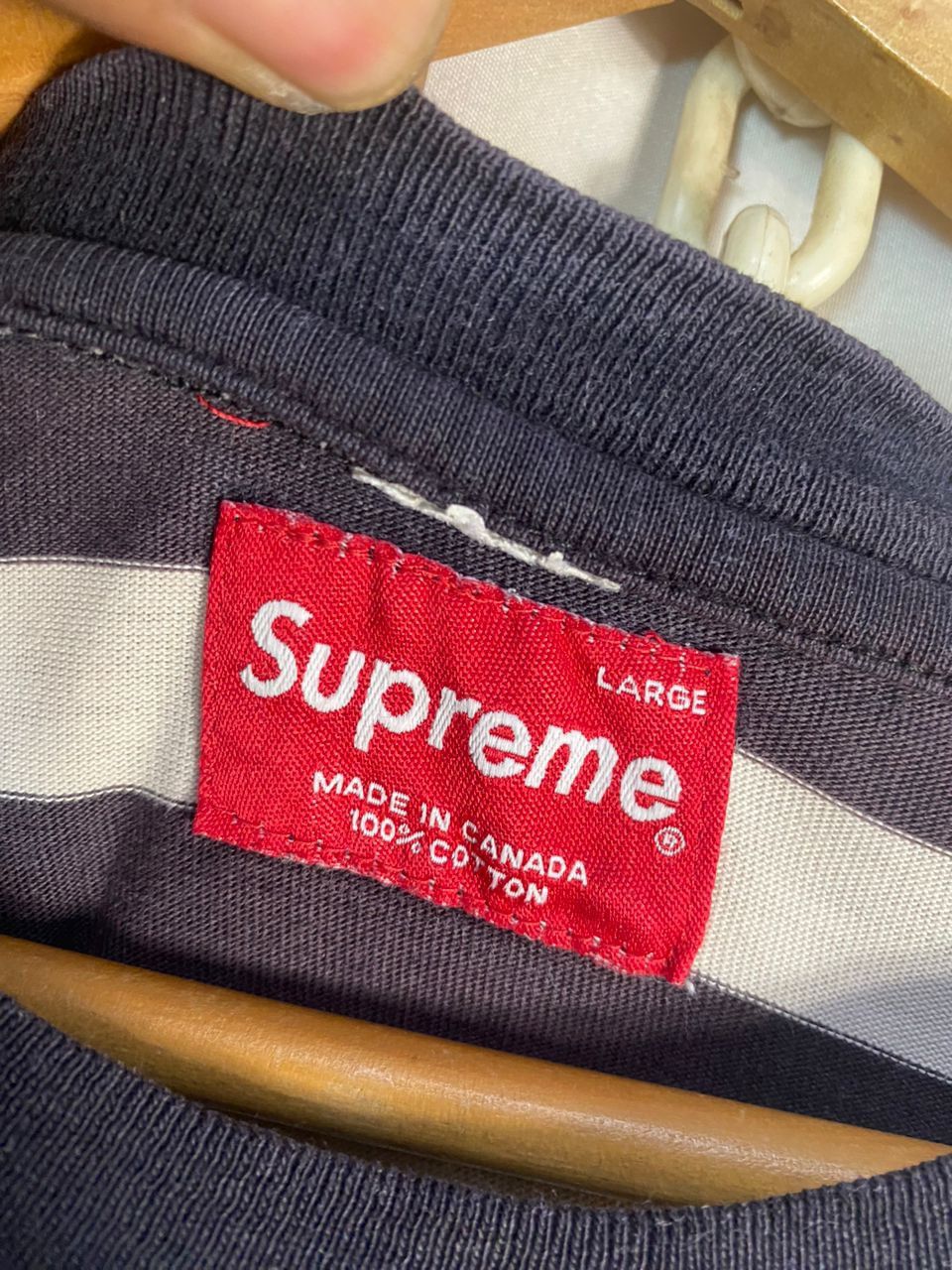 Supreme Supreme stripe single pocket tshirt Size US L / EU 52-54 / 3 - 5 Thumbnail