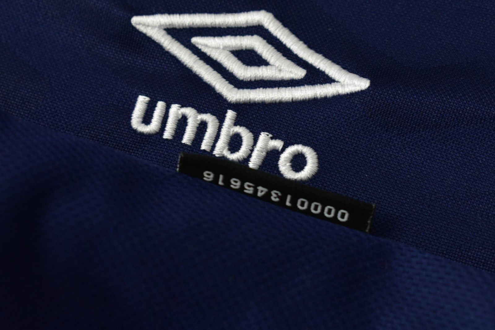Umbro Umbro West Ham UnitedAway 3RD 2019-2020 Shirt m Size US M / EU 48-50 / 2 - 10 Thumbnail