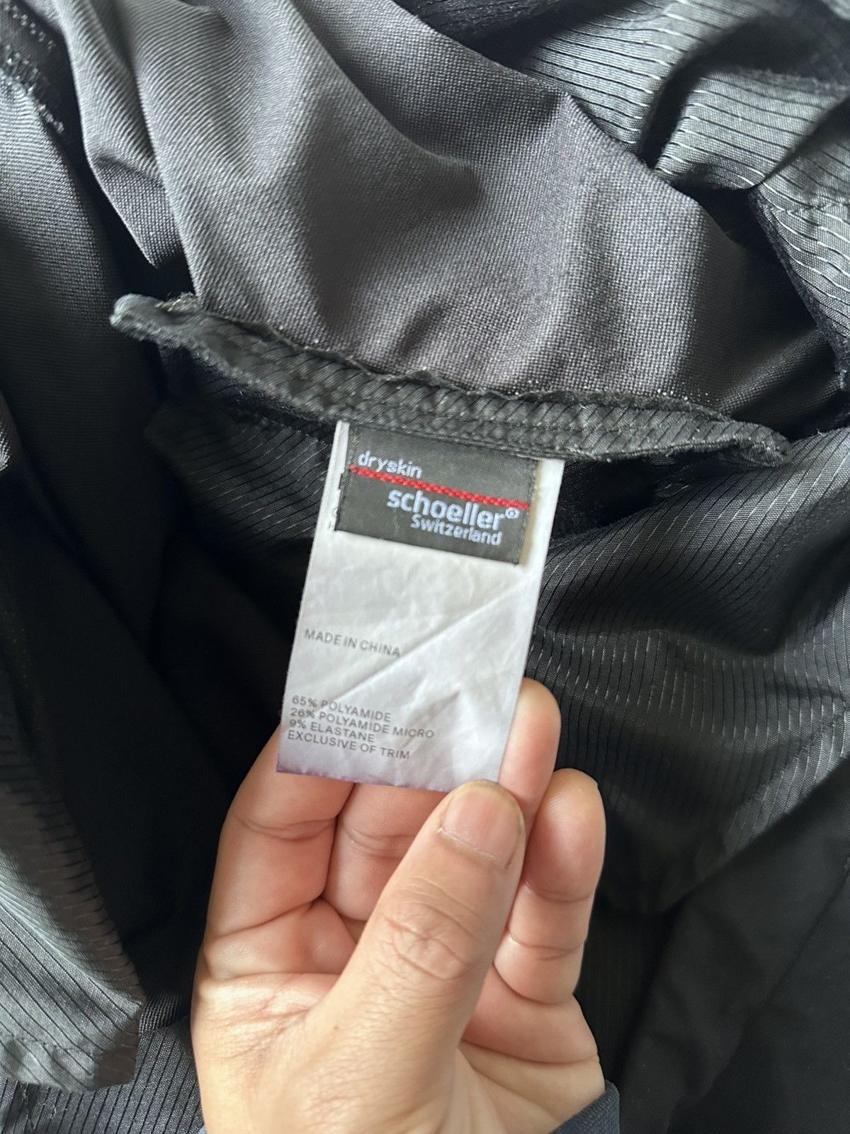 Acronym Acronym P30A-DS v1 Size XS Size US 28 / EU 44 - 9 Thumbnail