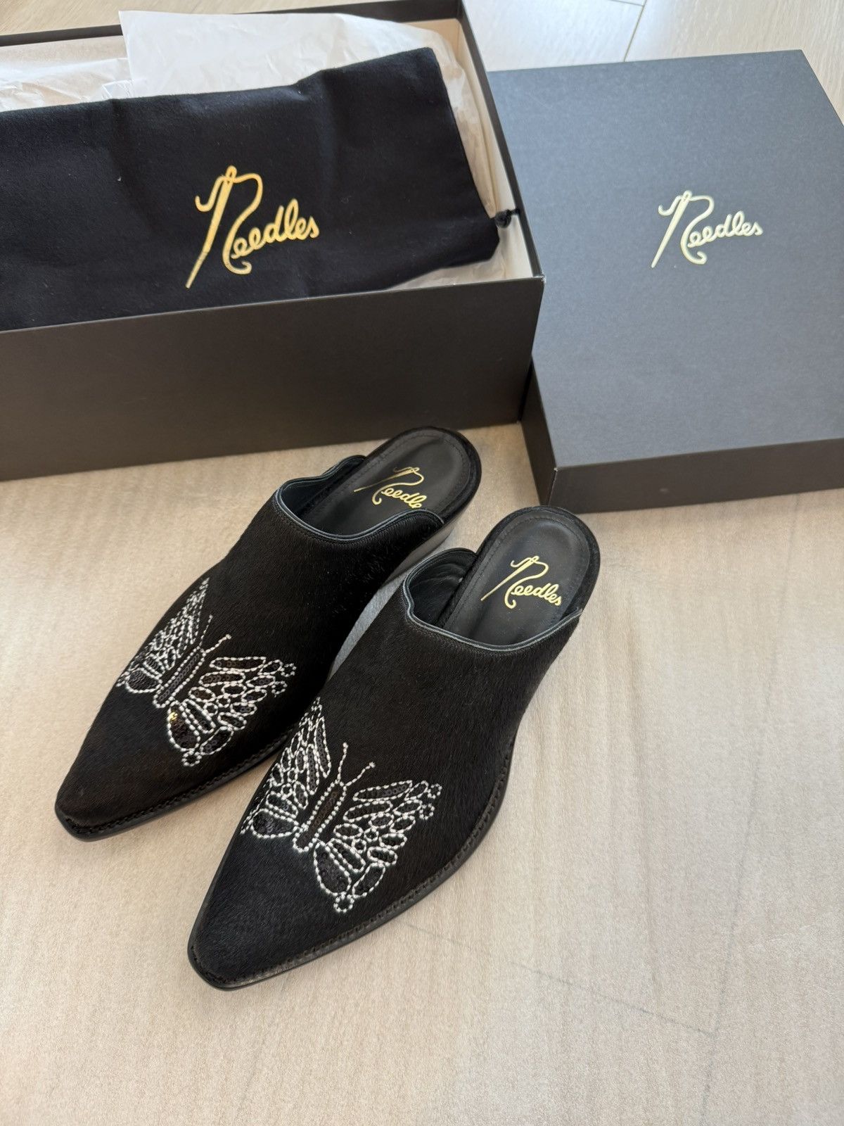 Needles Needles Papillion Embroidered Heeled Mules Pony Hair Size US 7.5 / EU 40-41 - 1 Thumbnail