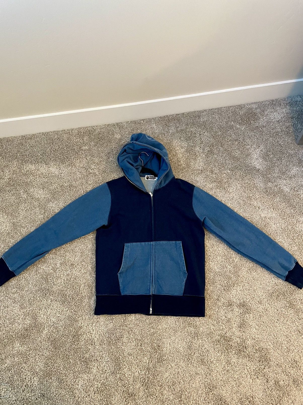 Bape BAPE (A Bathing Ape) Indigo Tiger Shark Full Zip Hoodie Size US L / EU 52-54 / 3 - 1 Thumbnail