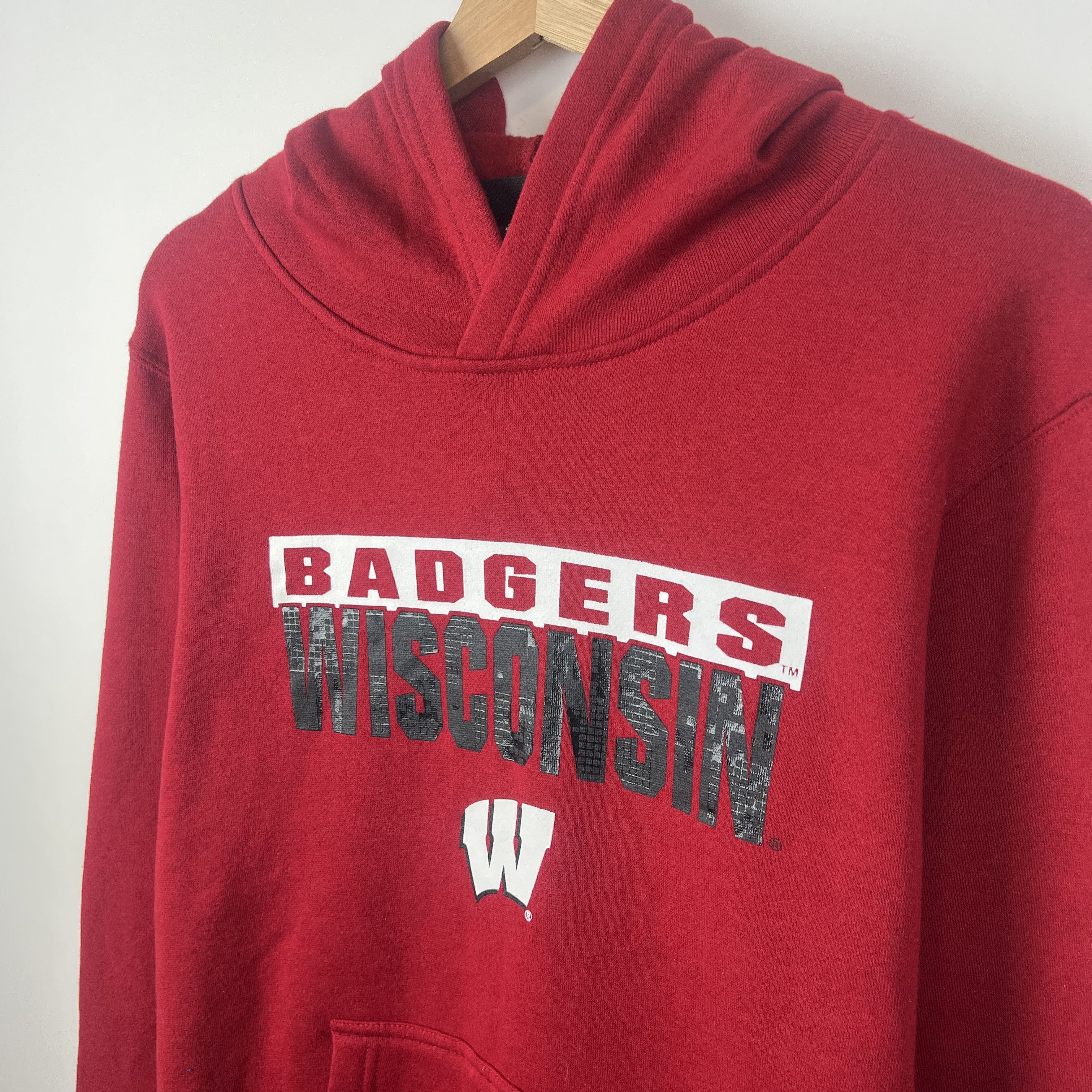 Vintage Wisconsin Badgers Collegiate Pullover Hoodie Size US S / EU 44-46 / 1 - 2 Thumbnail