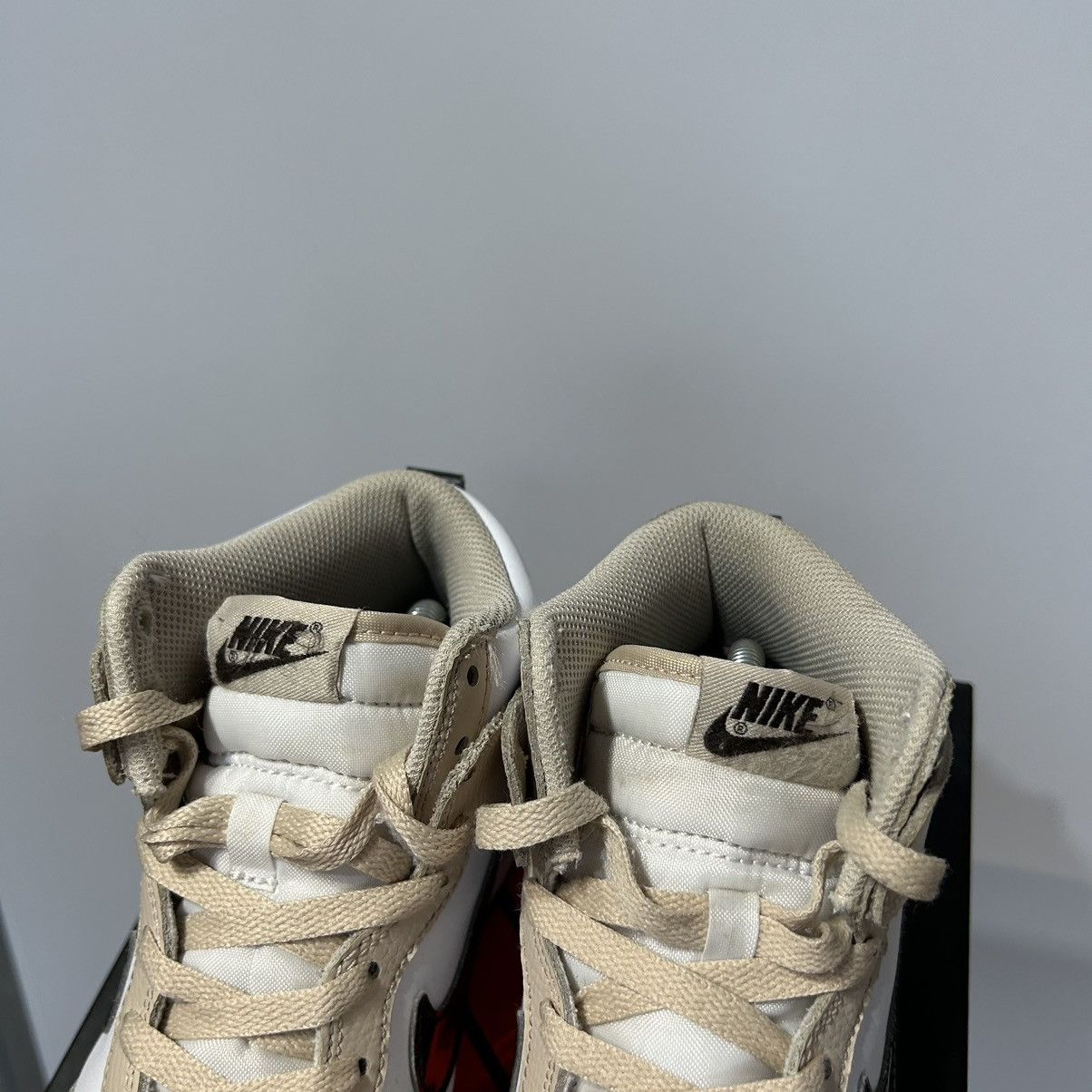 Nike Nike Dunk high Sand Drift Tan mini logo swoosh Size US 9.5 / EU 42-43 - 6 Thumbnail