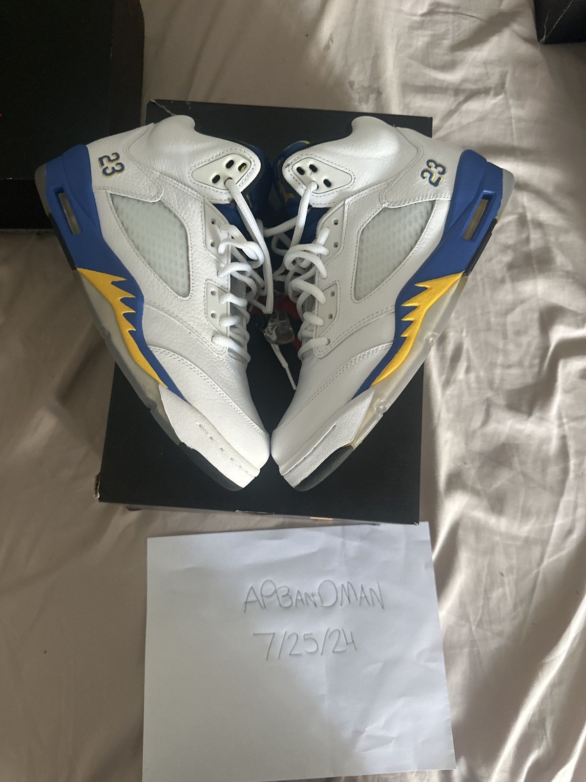 Jordan Brand Jordan 5 Laney Size US 9 / EU 42 - 2 Thumbnail