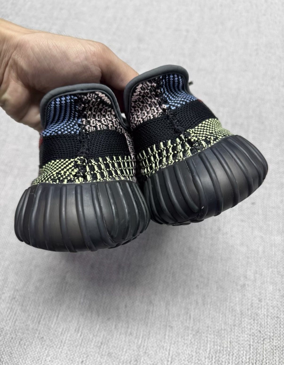 Adidas Adidas Yeezy 350 Black & Red Angel FW5190 K37 Size US 9 / EU 42 - 6 Thumbnail