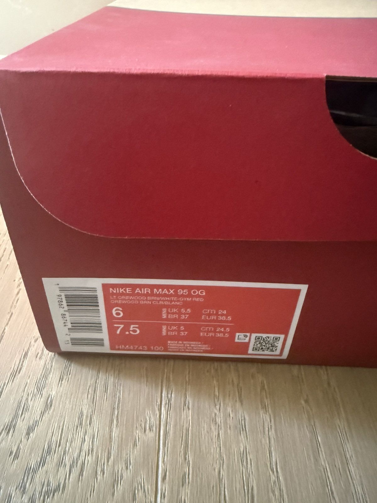 Levi's × Nike Nike Levi's x Air Max 95 OG Men’s Size 6 Light Orewood Brown Size US 6 / EU 39 - 9 Thumbnail