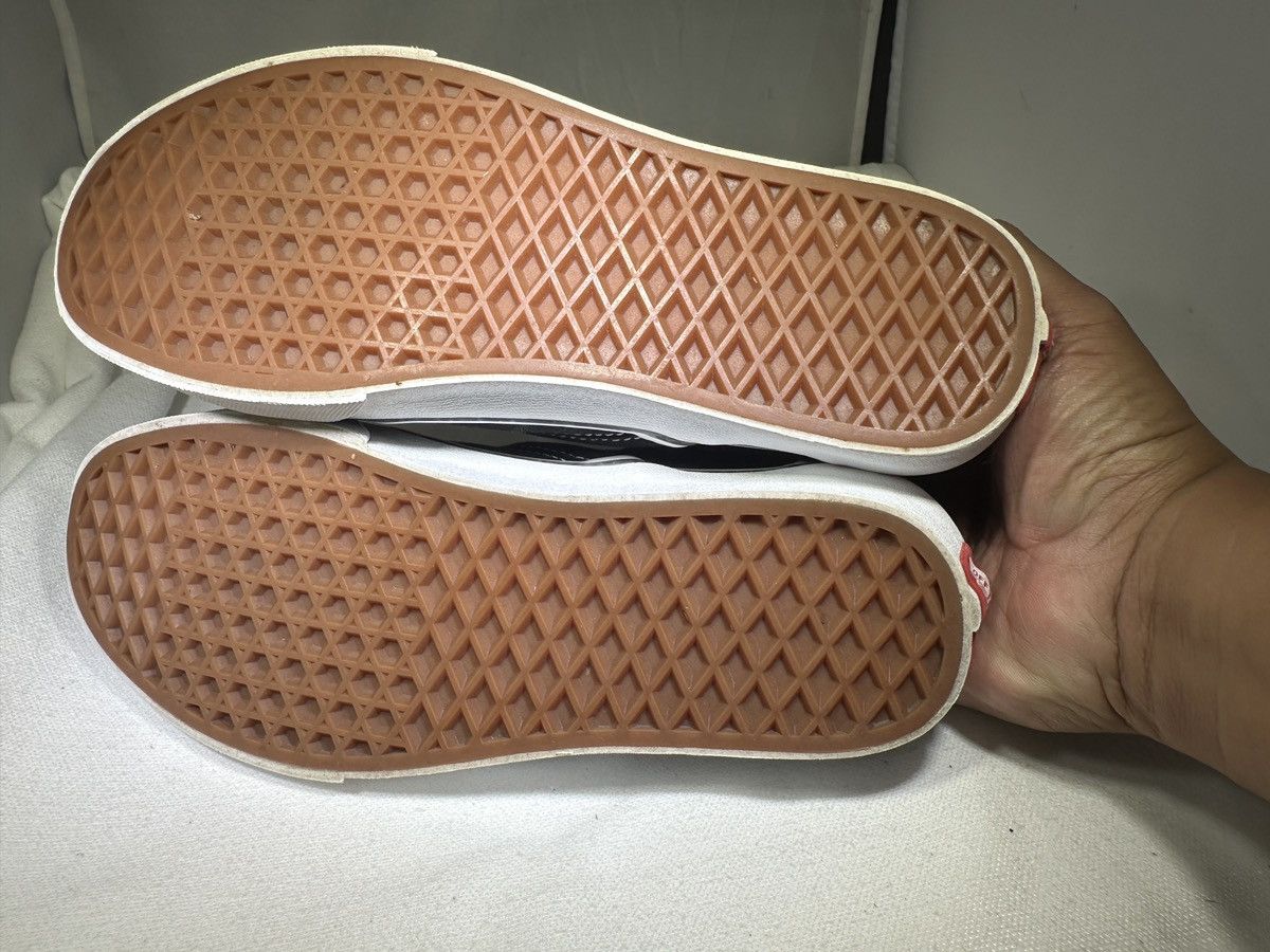 Vans VANS Black Canvas Slip On Men's (7.5 )Women's (9) Size US 9 / IT 39 - 5 Thumbnail