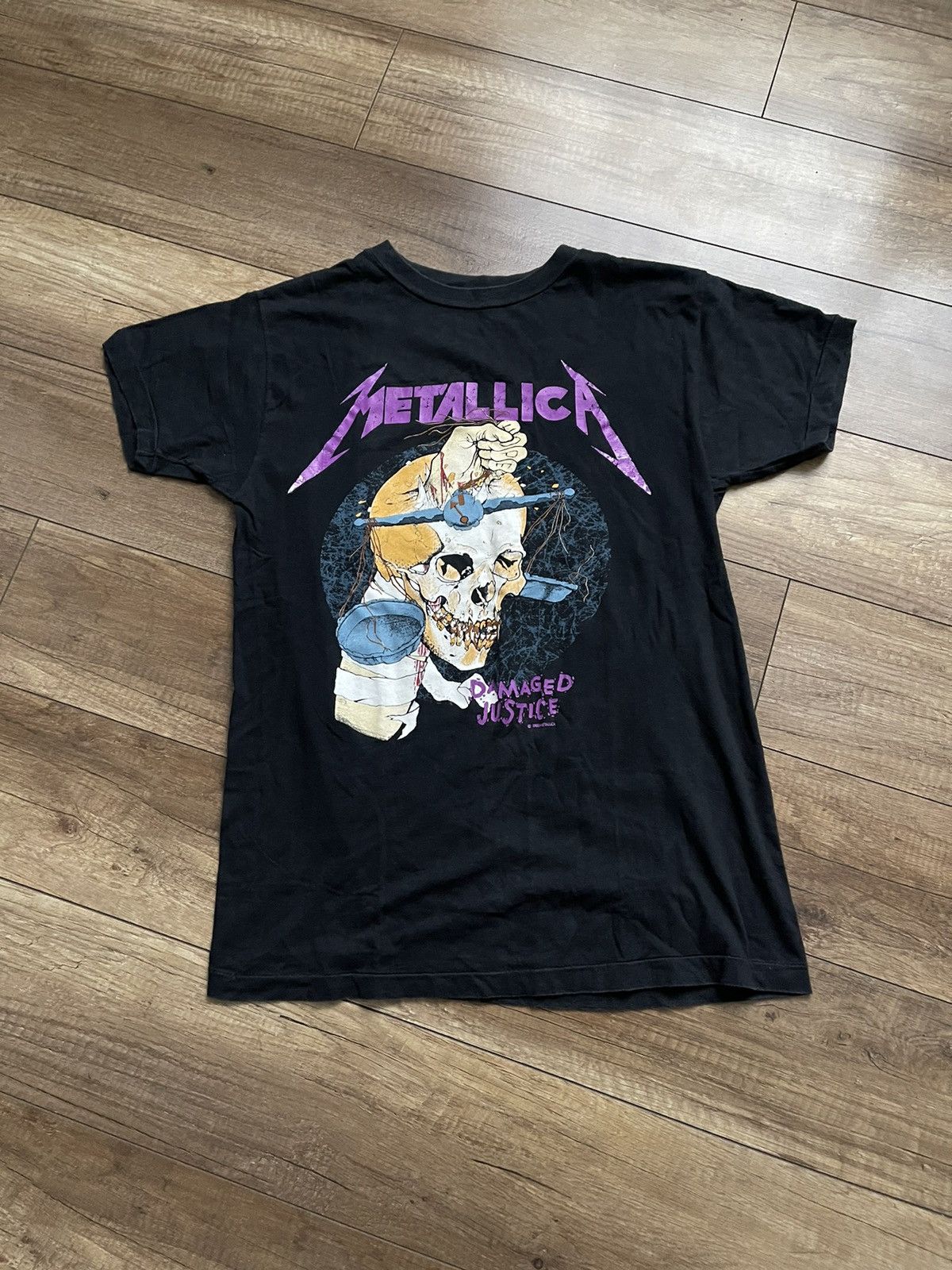 Band Tees 1988 Metallica Damaged Justice Hammer Vintage Band T-Shirt Size US L / EU 52-54 / 3 - 12 Thumbnail