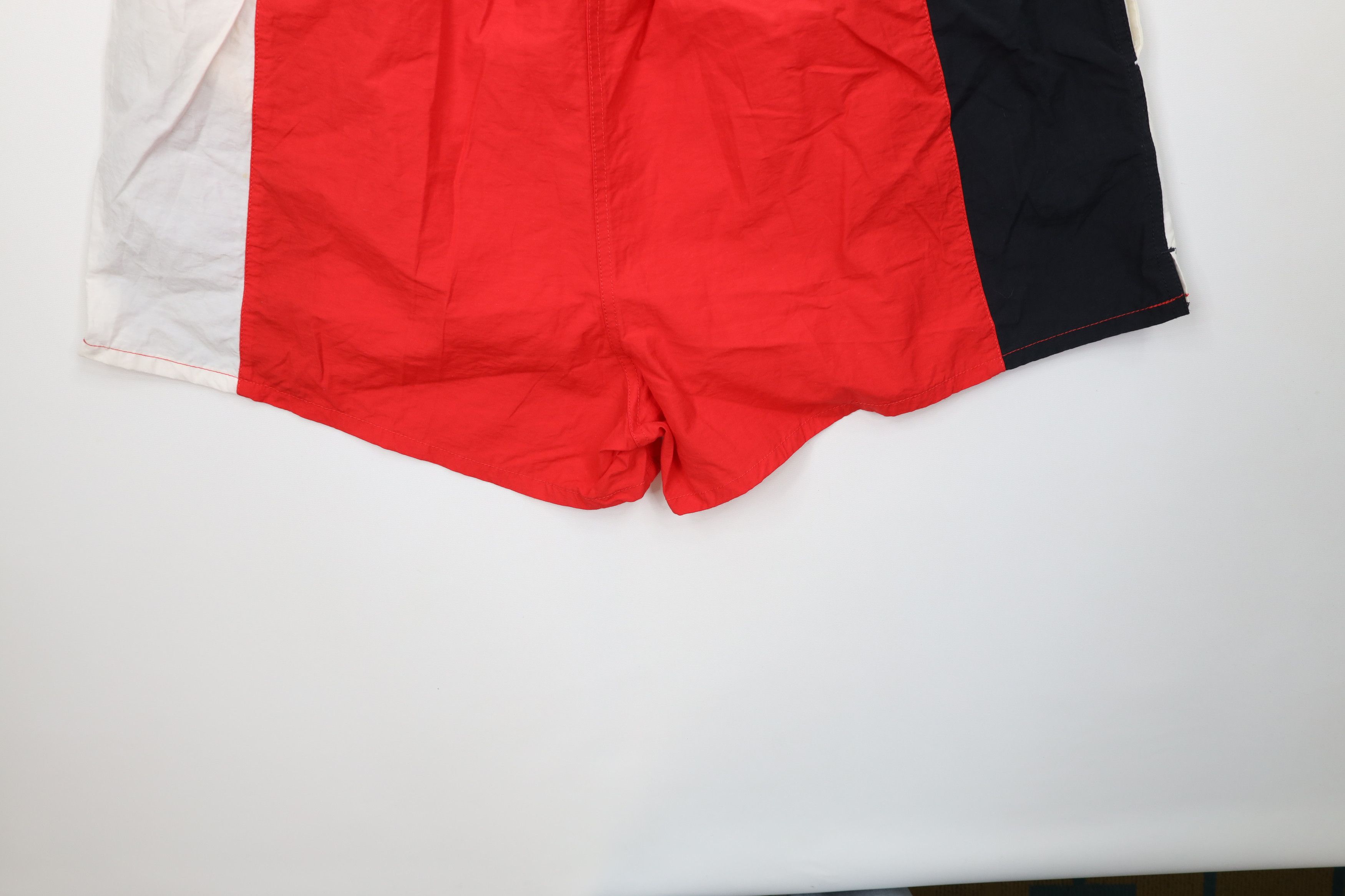 Vintage Deadstock Vintage 90s Streetwear Block Lined Shorts Trunks Size US 36 / EU 52 - 13 Thumbnail