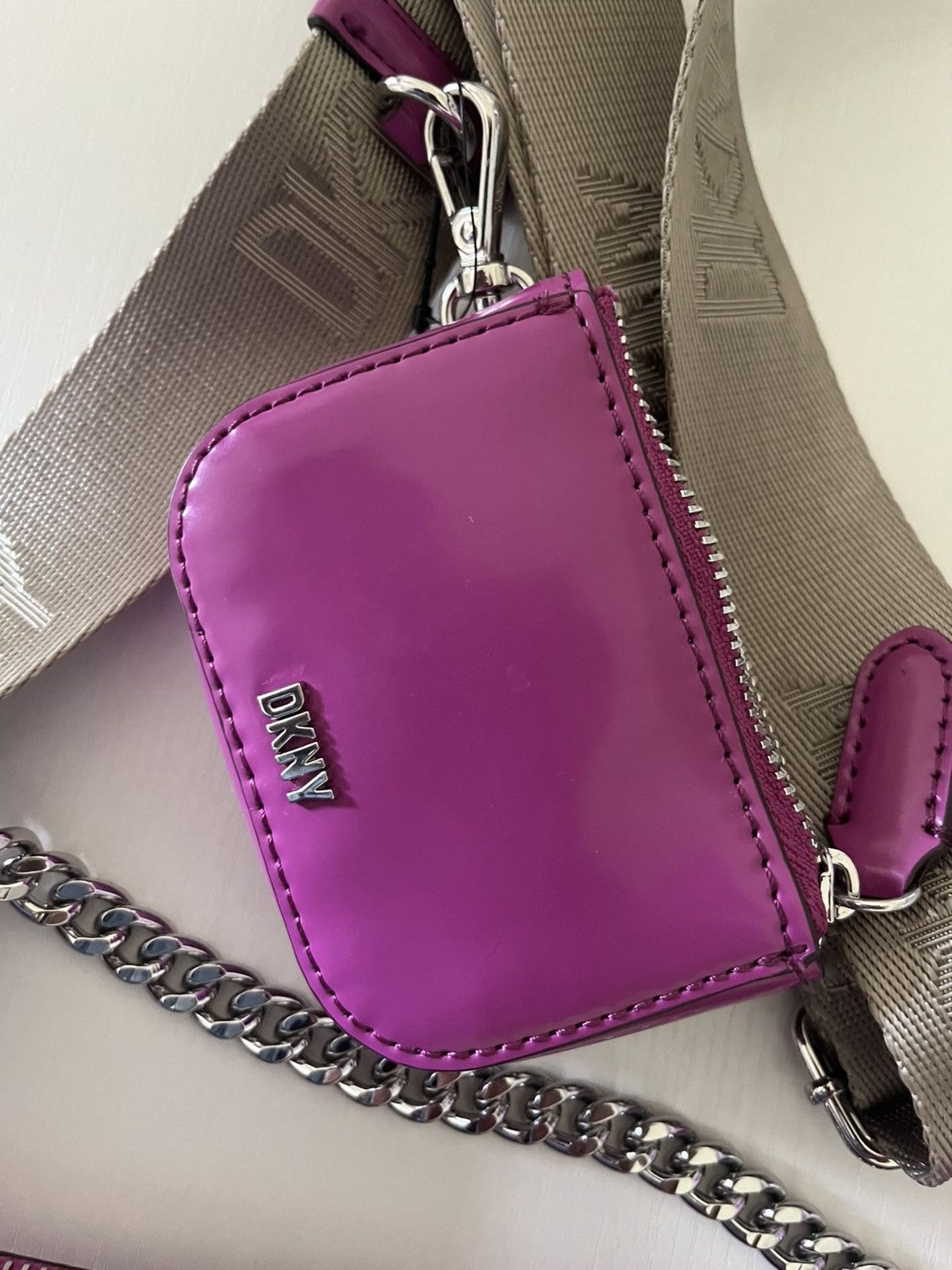 DKNY Quincy Demi Spazz Size ONE SIZE - 3 Thumbnail