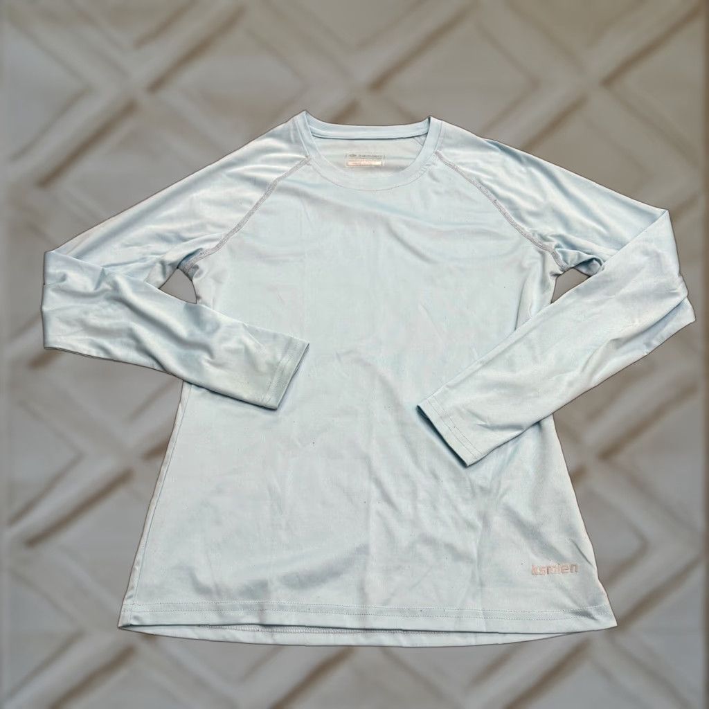Vintage Ksmien Activewear Women's Long Sleeve Top M Pastel Blue Crew Neck with Thumbholes for Running, Yoga, Gym Size M / US 6-8 / IT 42-44 - 1 Thumbnail