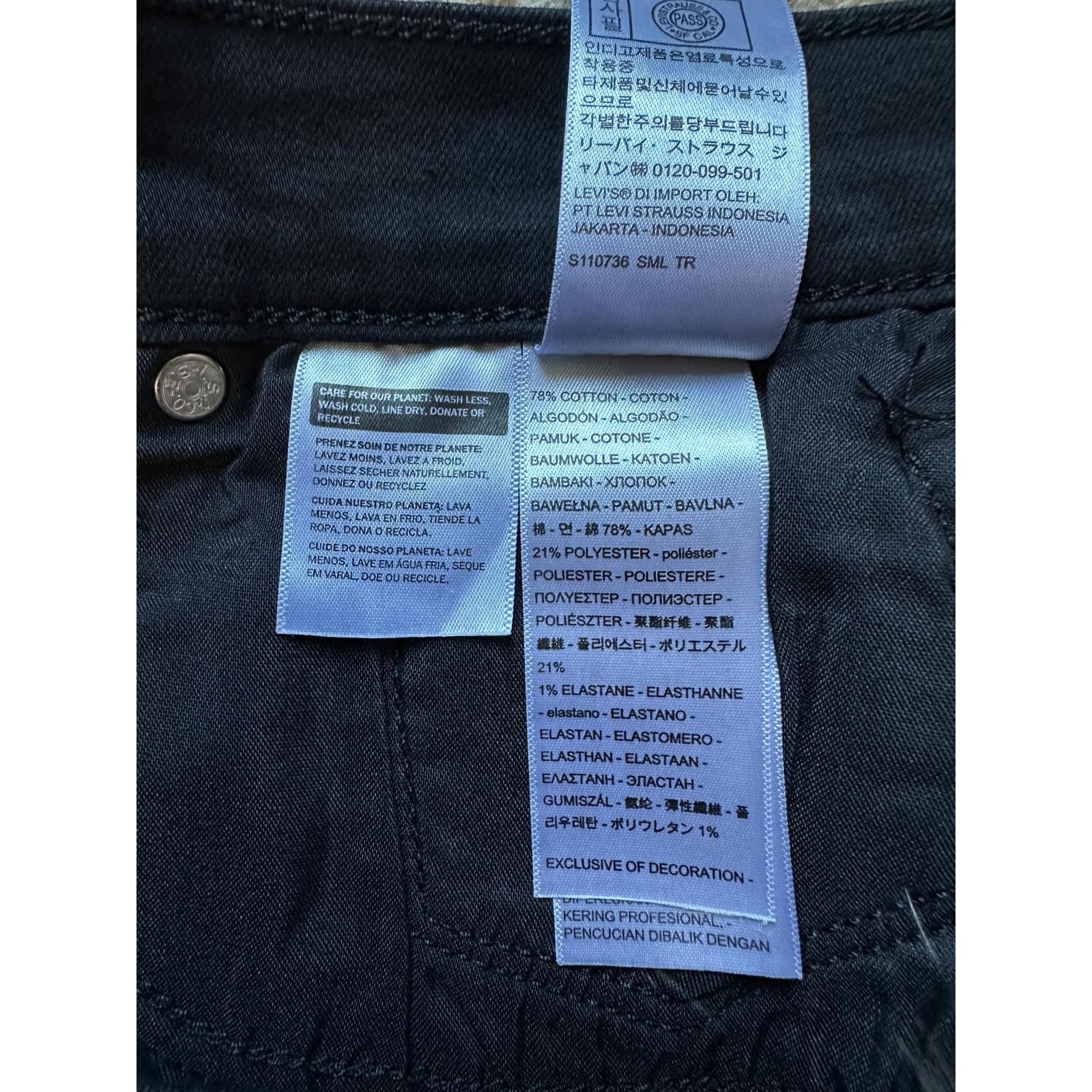 Levi's NWT Levi's Classic Straight Jeans Black Women's Size 22 Size 22" - 9 Thumbnail