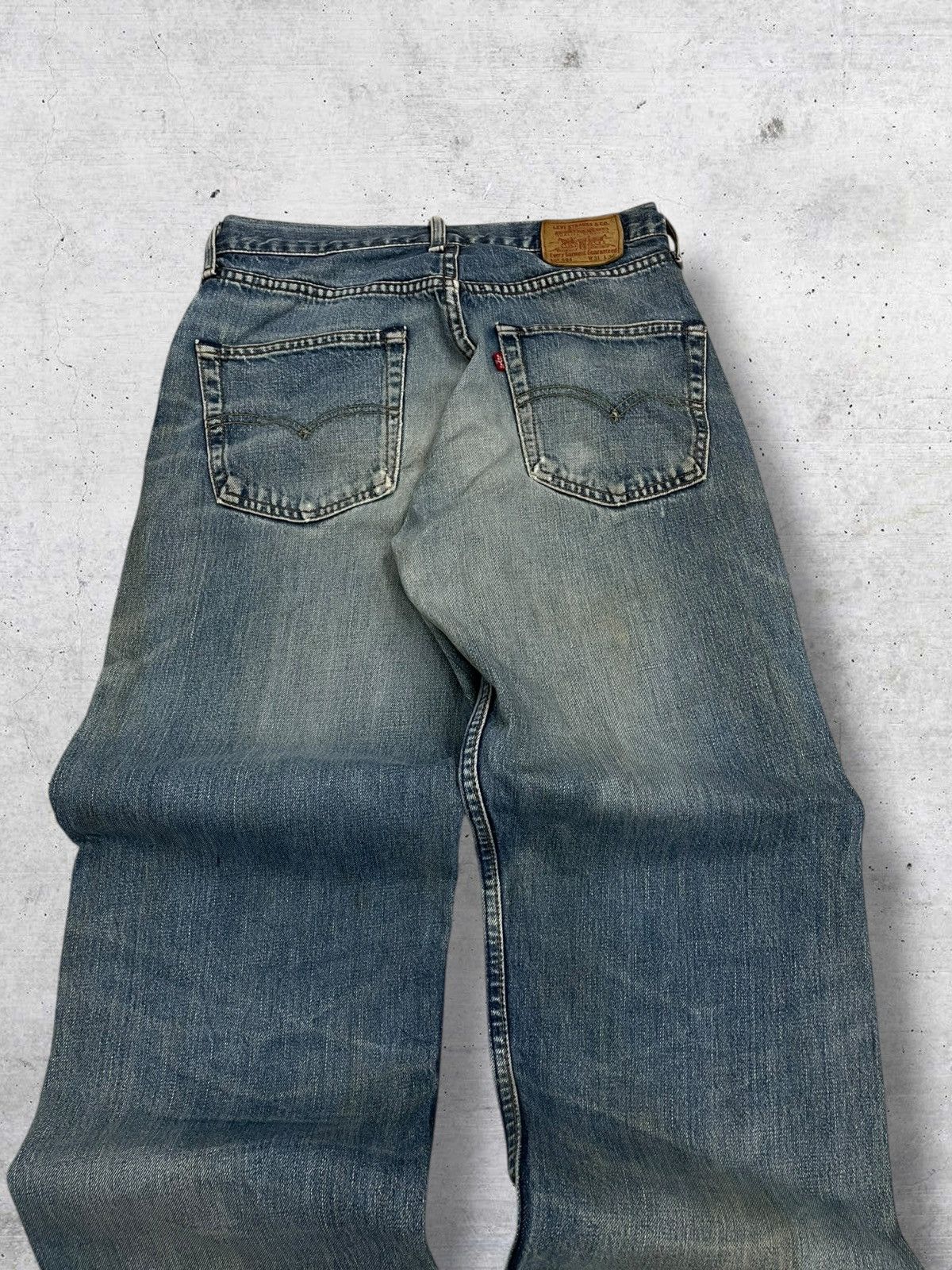 Levi's Vintage Clothing VINTAGE 504 LEVIS USA DESIGNER 90S MUDWASH DISTRESSED DENIM Size US 29 - 11 Thumbnail