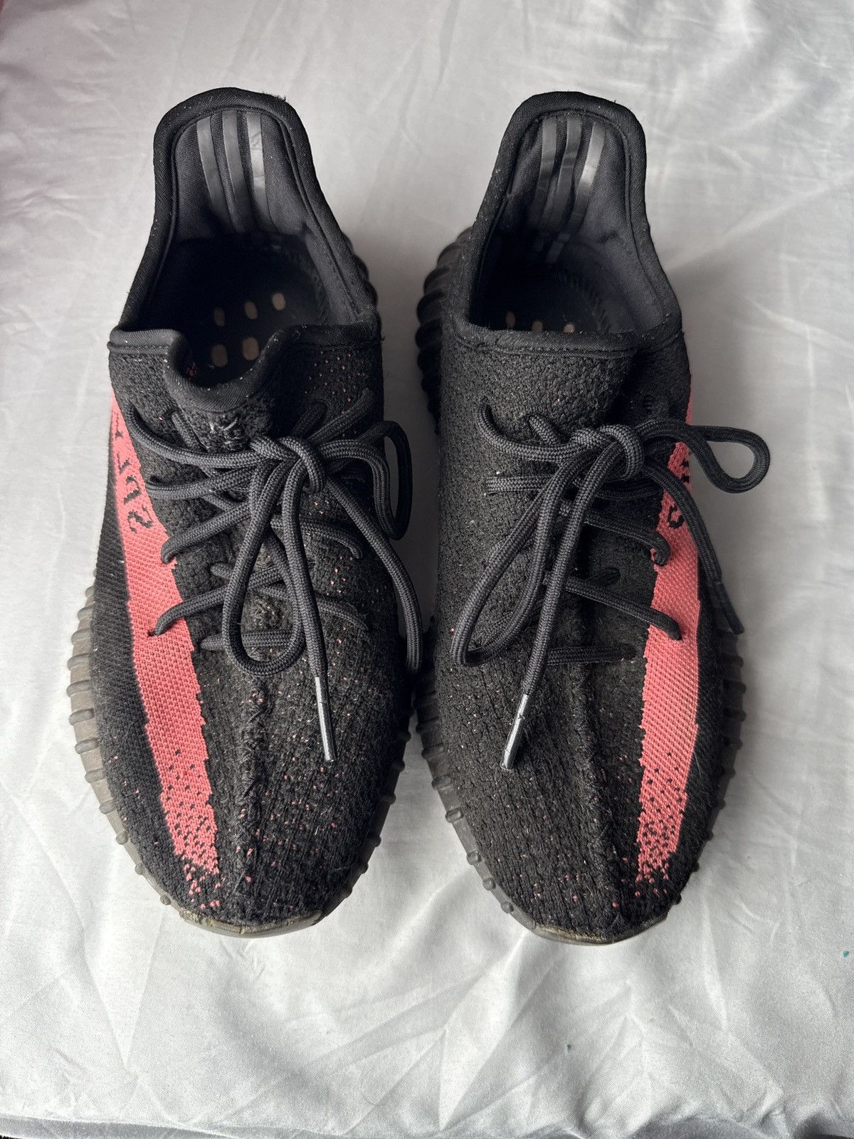 Size 8 - adidas Yeezy Boost 350 V2 Low Red Stripe