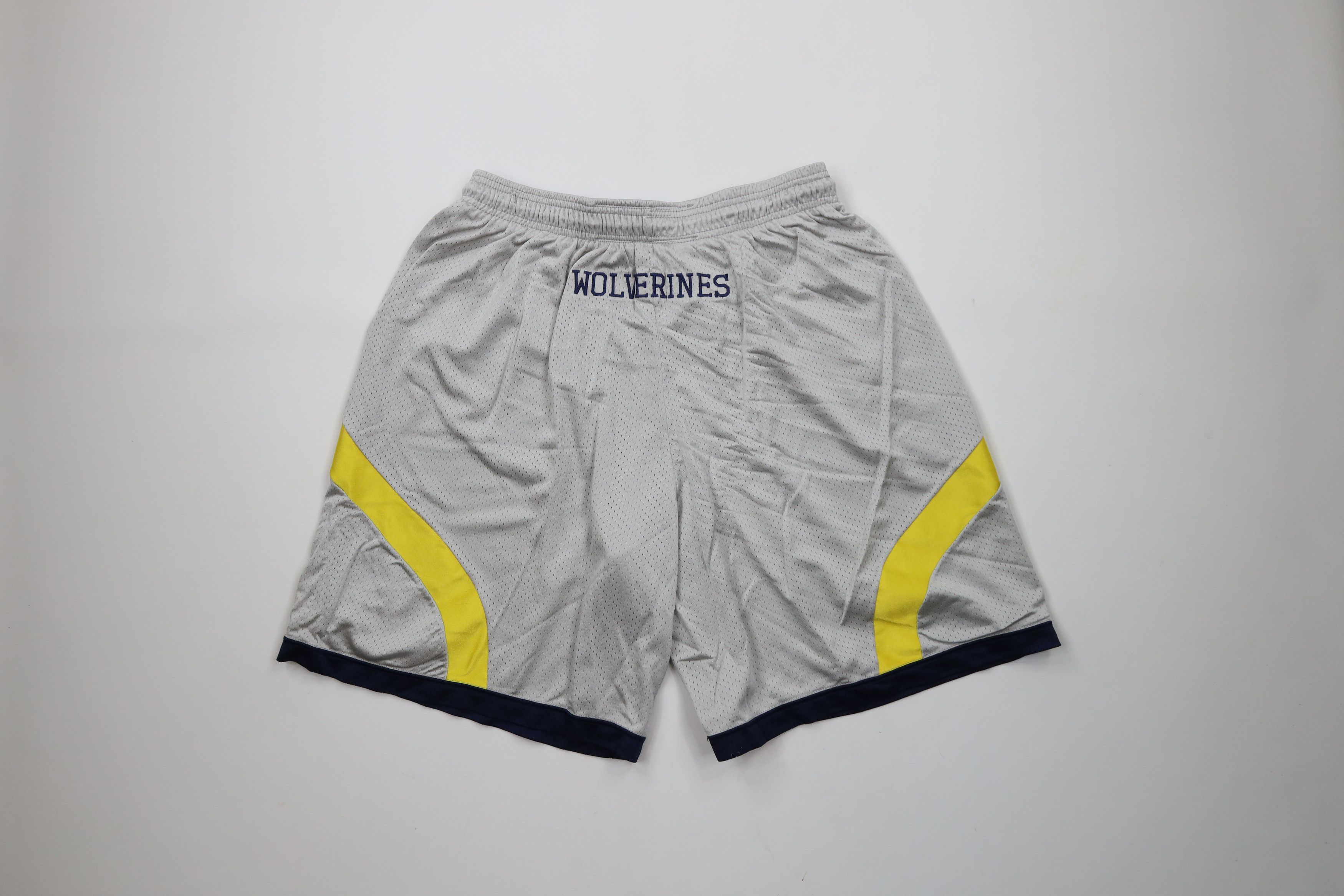 Adidas × Vintage Vintage Adidas University of Michigan Football Shorts USA Size US 36 / EU 52 - 8 Thumbnail