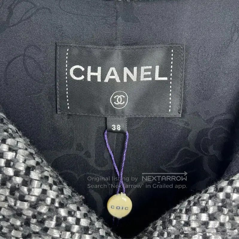 Chanel Chanel Gray Wool Cardigan with Hood . Size M / US 6-8 / IT 42-44 - 4 Thumbnail