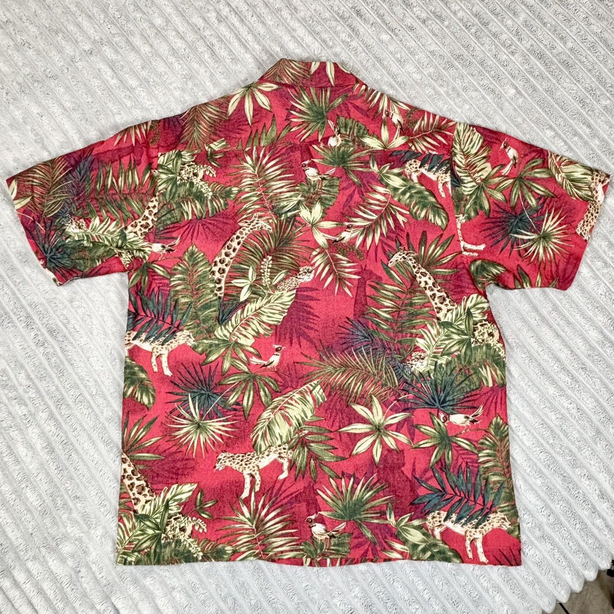 Tommy Bahama Tommy Bahama men's Medium 100 silk Hawaiian shirt Size US M / EU 48-50 / 2 - 13 Thumbnail