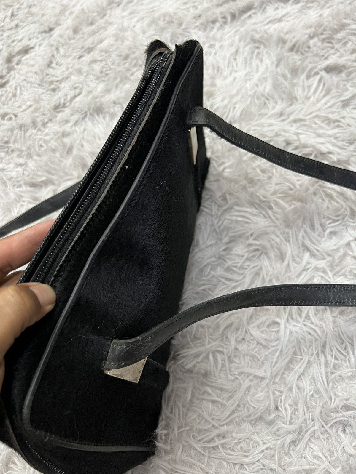 Gucci Vintage Gucci Pony Hair Shoulders Bag Size ONE SIZE - 14 Thumbnail