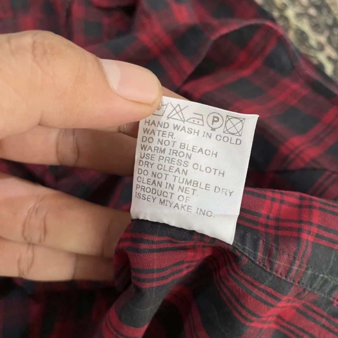 Issey Miyake 🇯🇵 Issey Miyake Men Flanel Plaid Embroidery Shirt Designer Size US L / EU 52-54 / 3 - 6 Thumbnail
