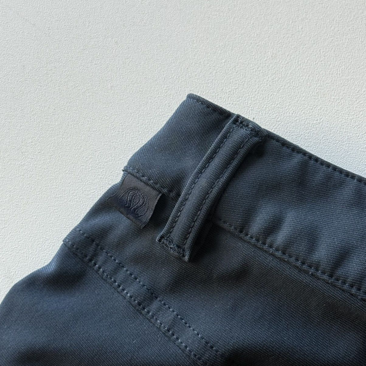 Lululemon ABC Classic-Fit 5 Pocket Pant ($138 Retail) Size US 31 - 8 Thumbnail