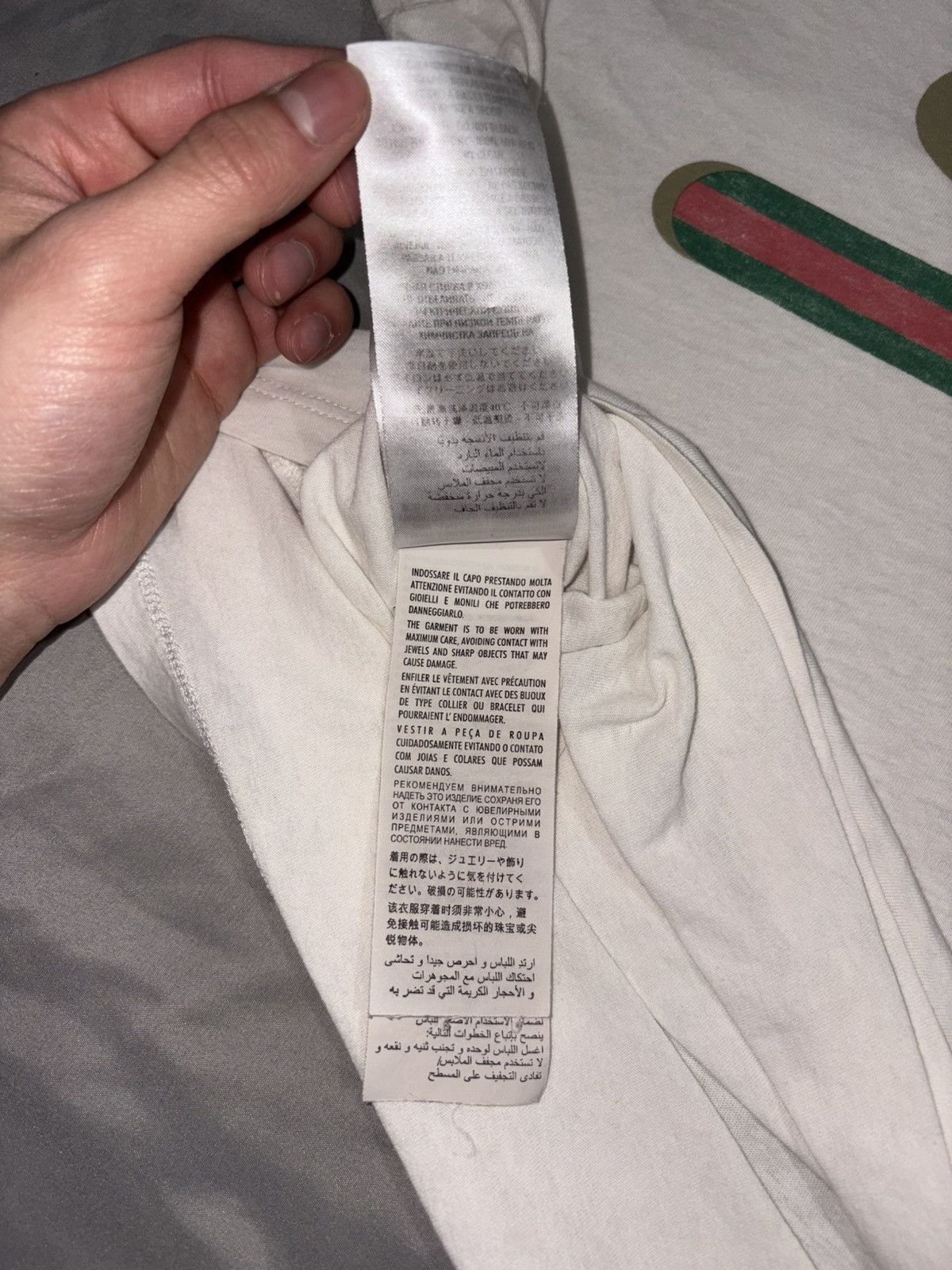 Gucci Gucci distressed thrashed graphic shirt embroidery flower Size US M / EU 48-50 / 2 - 9 Thumbnail