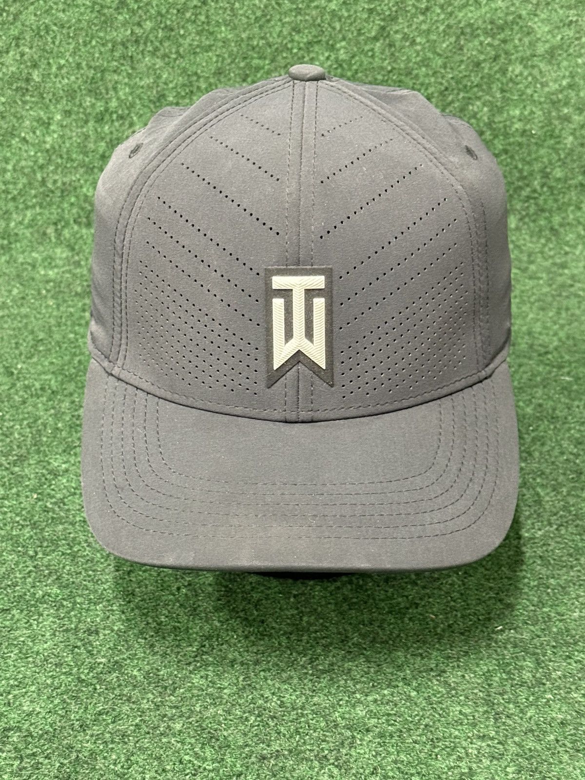Nike Nike TW Tiger Woods Collection Heritage86 Dri-Fit Hat Size ONE SIZE - 1 Thumbnail