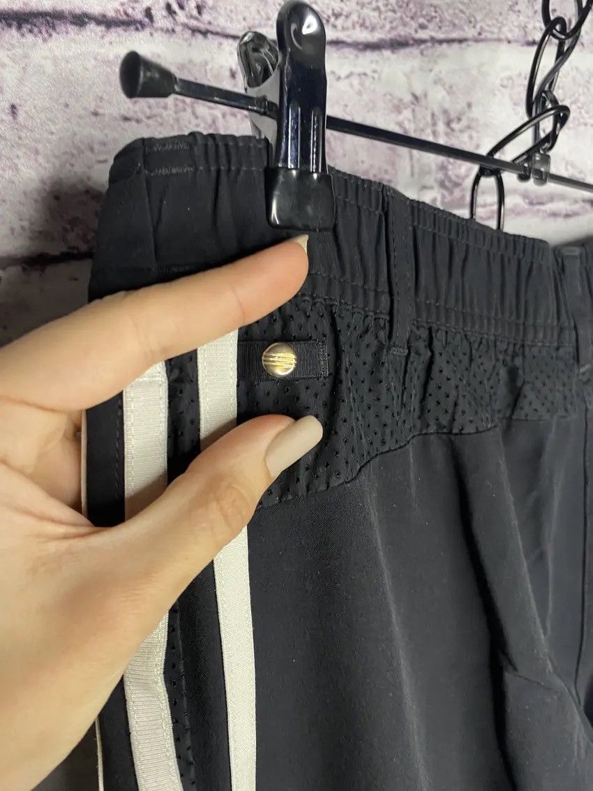 Adidas 😎WOMENS Vintage adidas track pants loose baggy 2006s 😎 Size US 30 / EU 46 - 11 Thumbnail