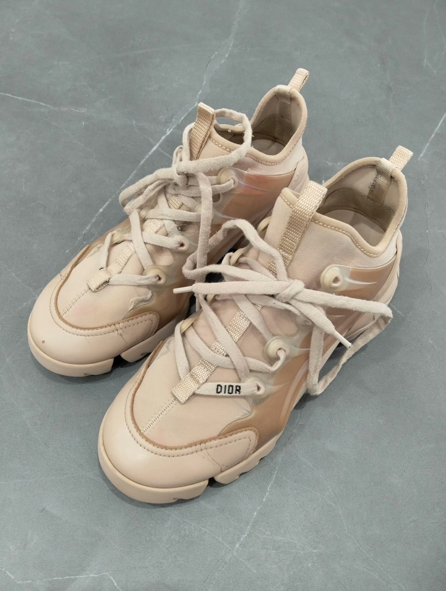 Dior Dior Lowtop Sneakers 37 Women Size US 6.5 / IT 36.5 - 1 Thumbnail