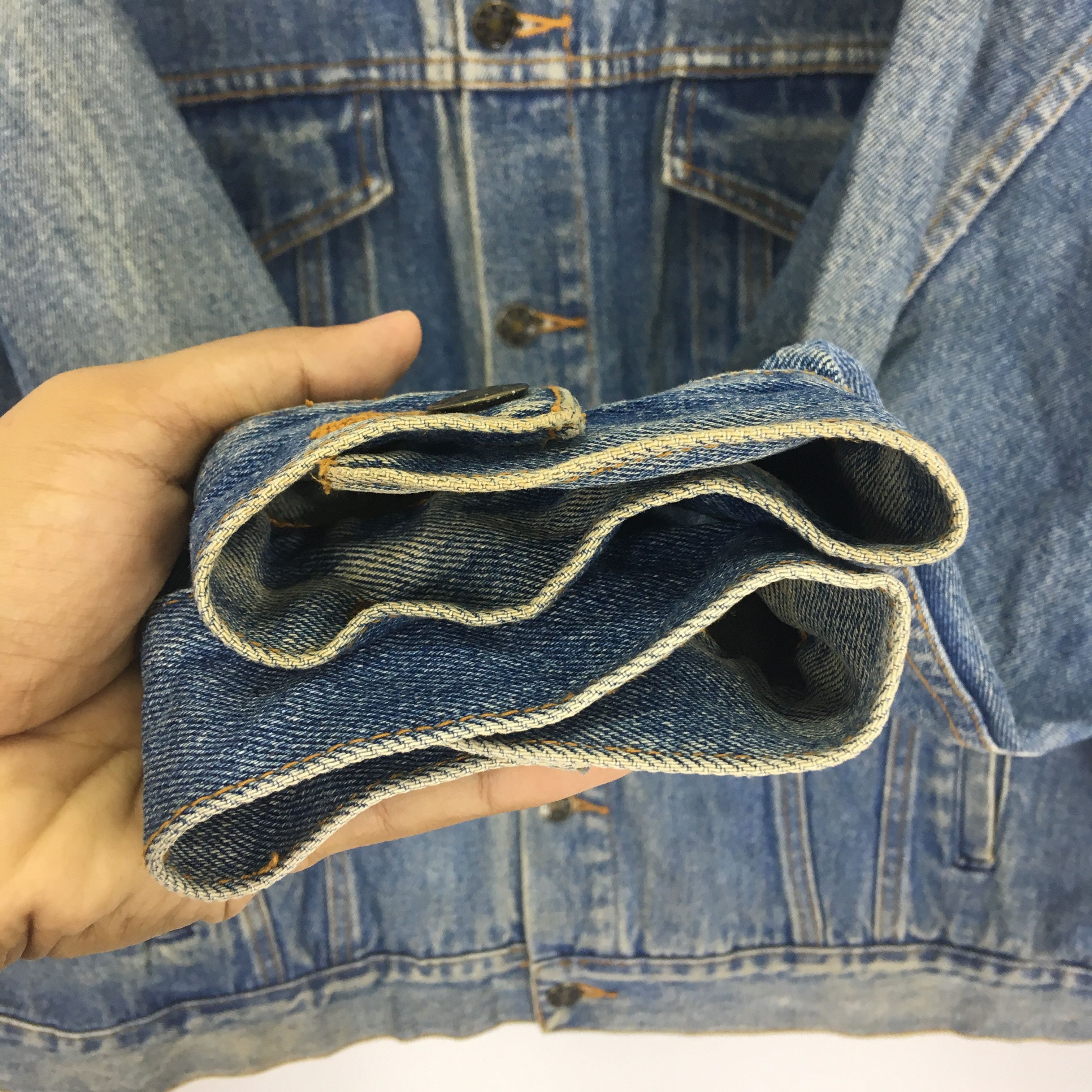Vintage Vintage 1994 WWF Denim Jacket Featuring Bret hart Undertaker Size US L / EU 52-54 / 3 - 8 Thumbnail