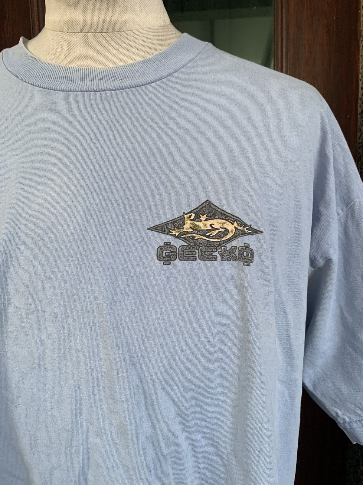 Vintage Vintage 90s Gecko Hawaii Surf / Surfing / Surfboards T shirt Size US XL / EU 56 / 4 - 7 Thumbnail