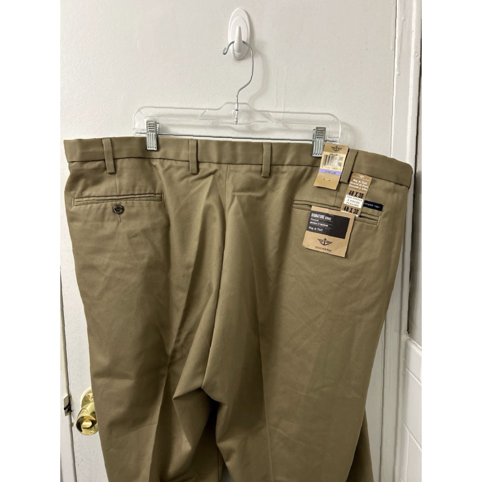 Dockers VINTAGE Dockers Pants Mens 48x30 Beige Signature Khaki Pleated Chino YKK Trousers Size US 32 / EU 48 - 7 Thumbnail
