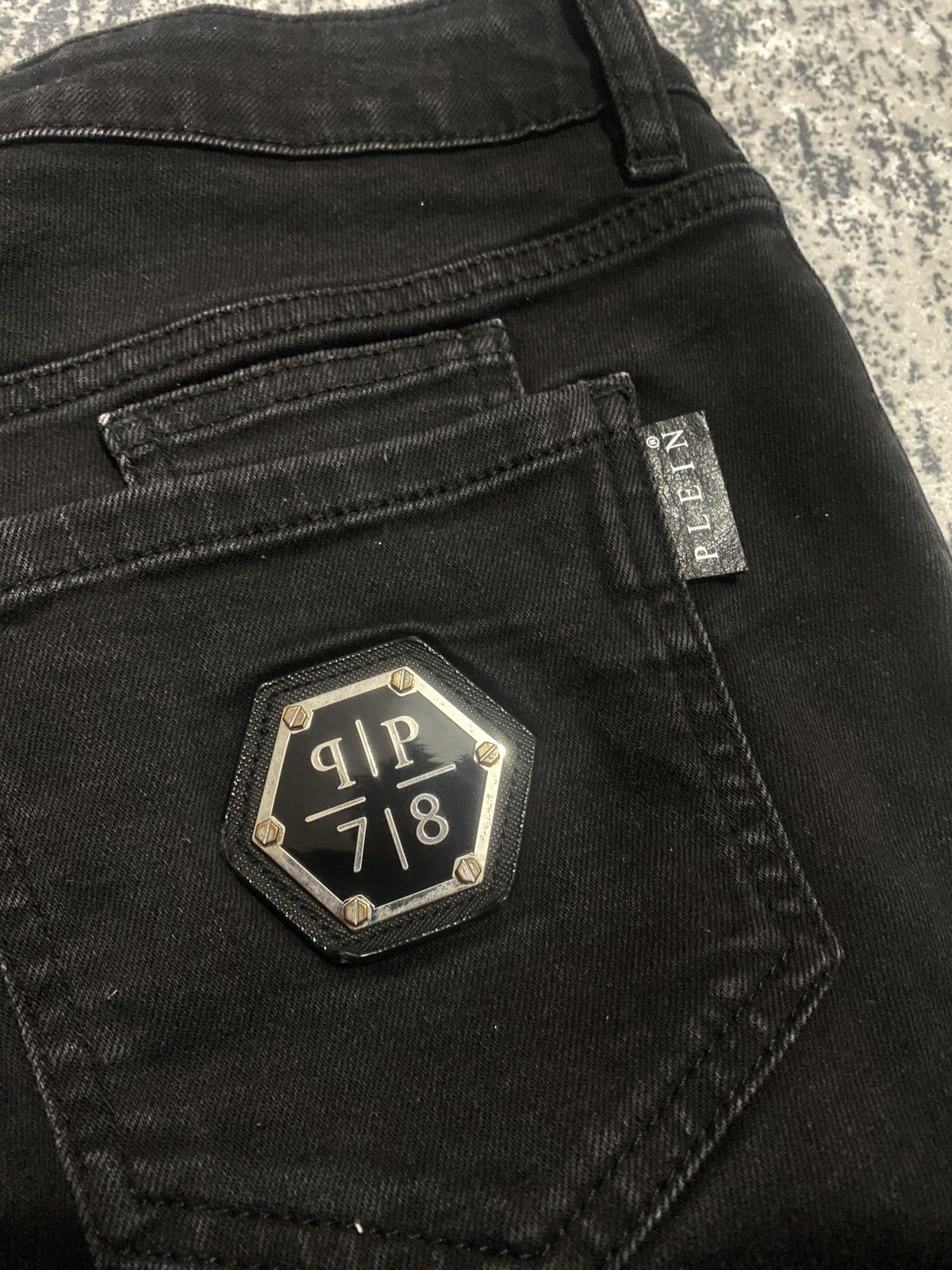 Other Luxury denim slim fit philipp plein logo on pocket drip jean Size US 31 - 16 Thumbnail