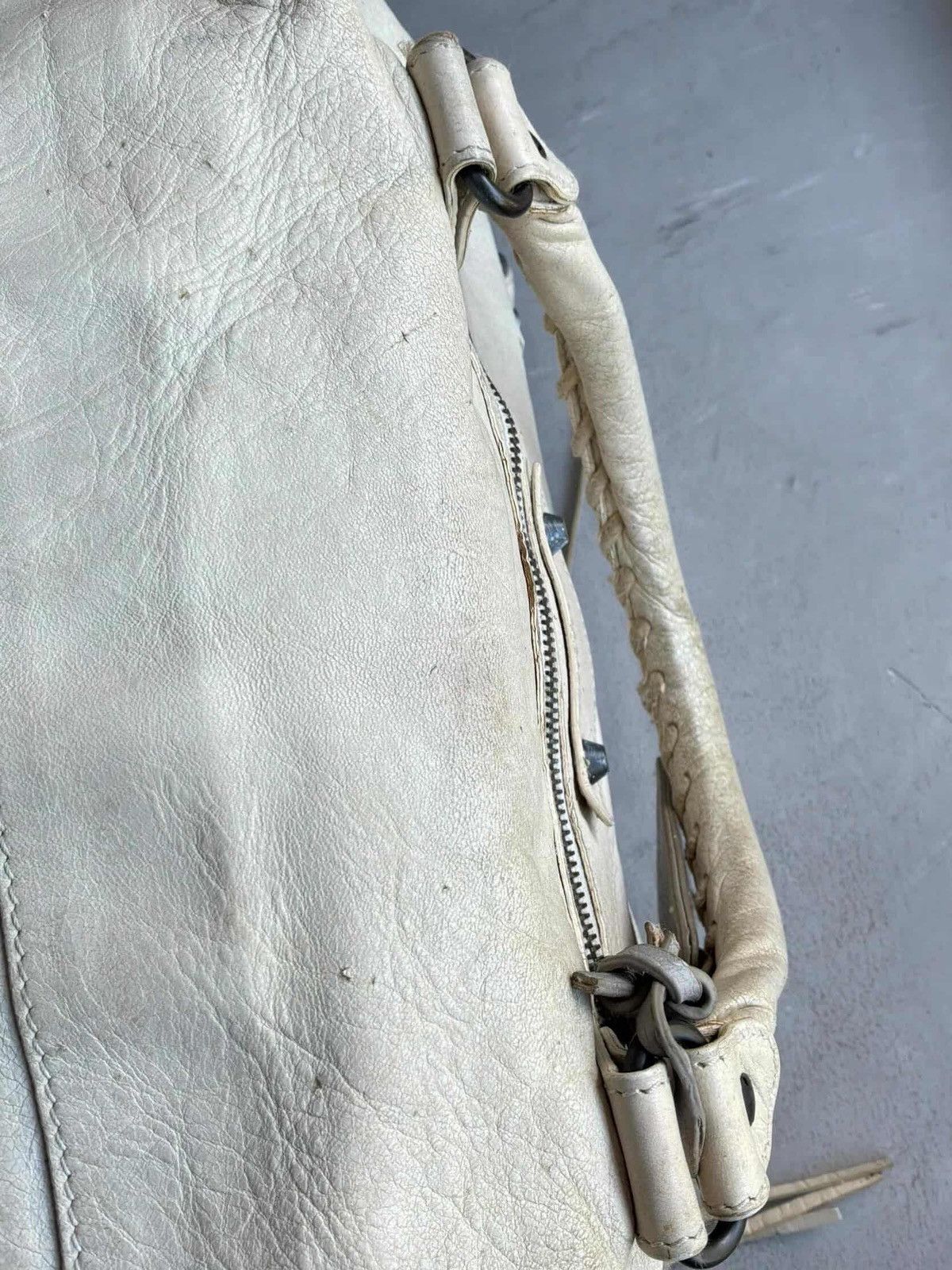Balenciaga Balenciaga - Motorcycle ‘Midday’ Lambskin Leather Handbag Size ONE SIZE - 10 Thumbnail