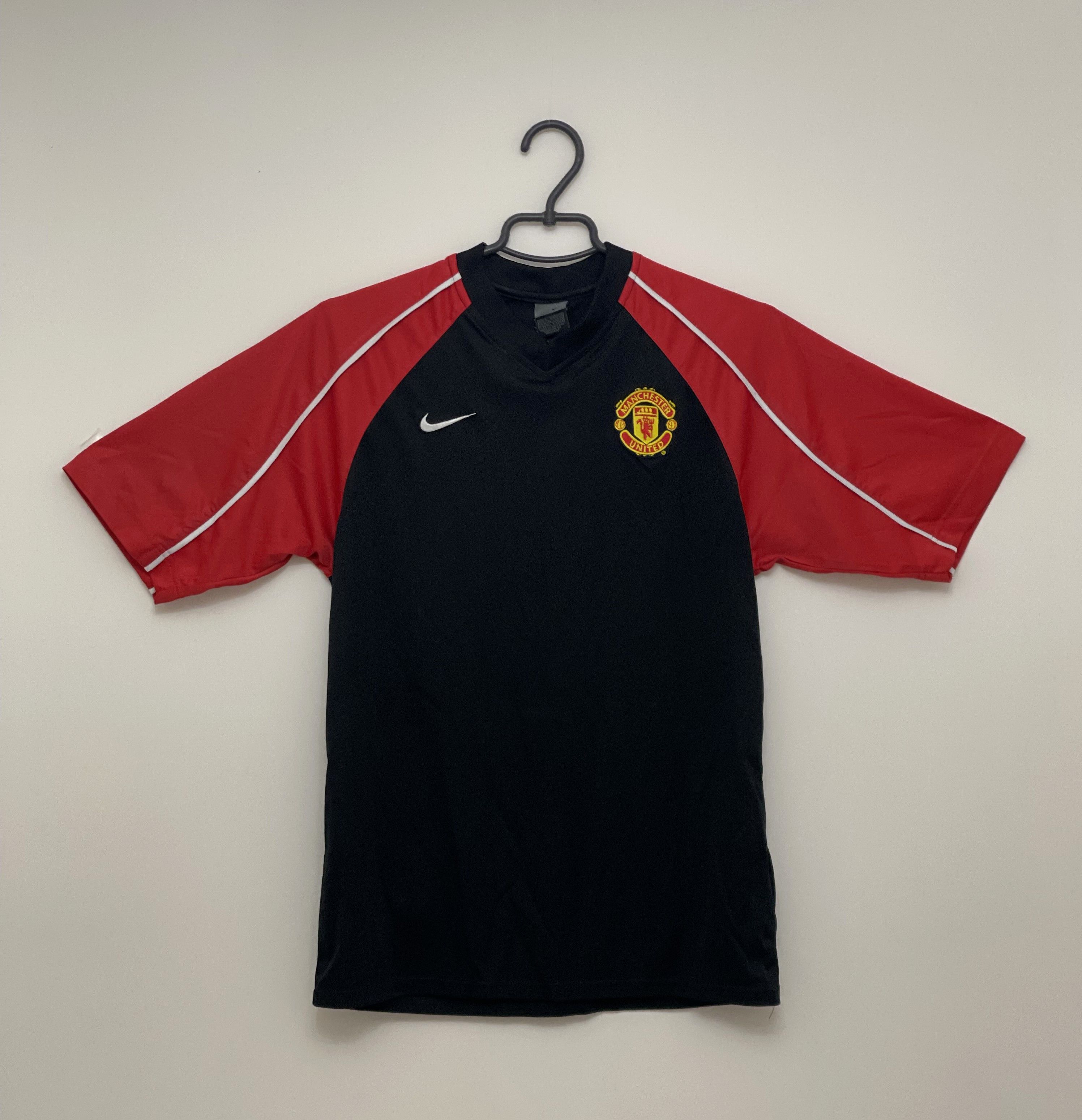 Nike Nike MANCHESTER UNITED FOOTBALL Size US S / EU 44-46 / 1 - 1 Thumbnail