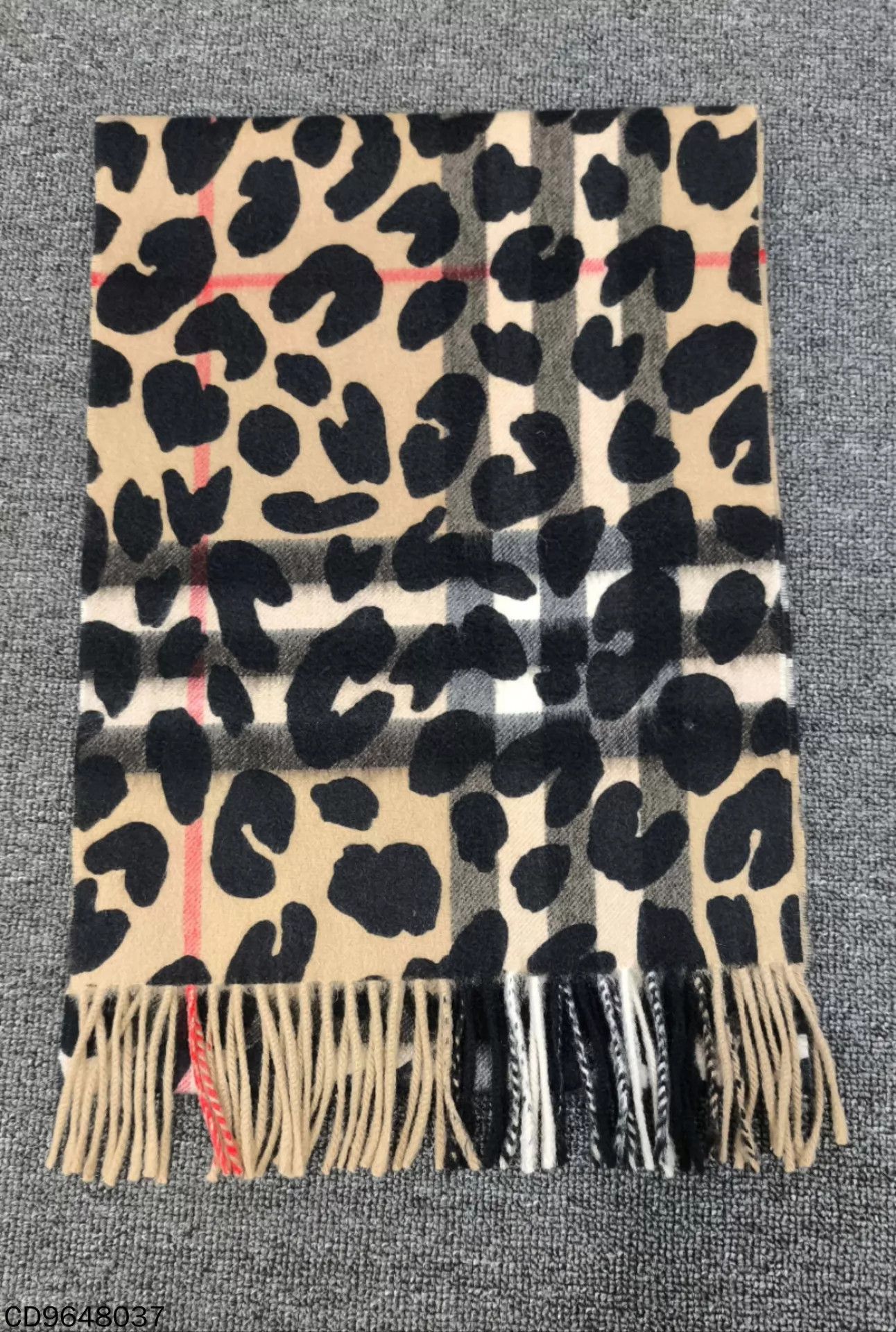 Burberry Burberry Check Leopard Double Cashmere Scarf Brown Size ONE SIZE - 3 Thumbnail