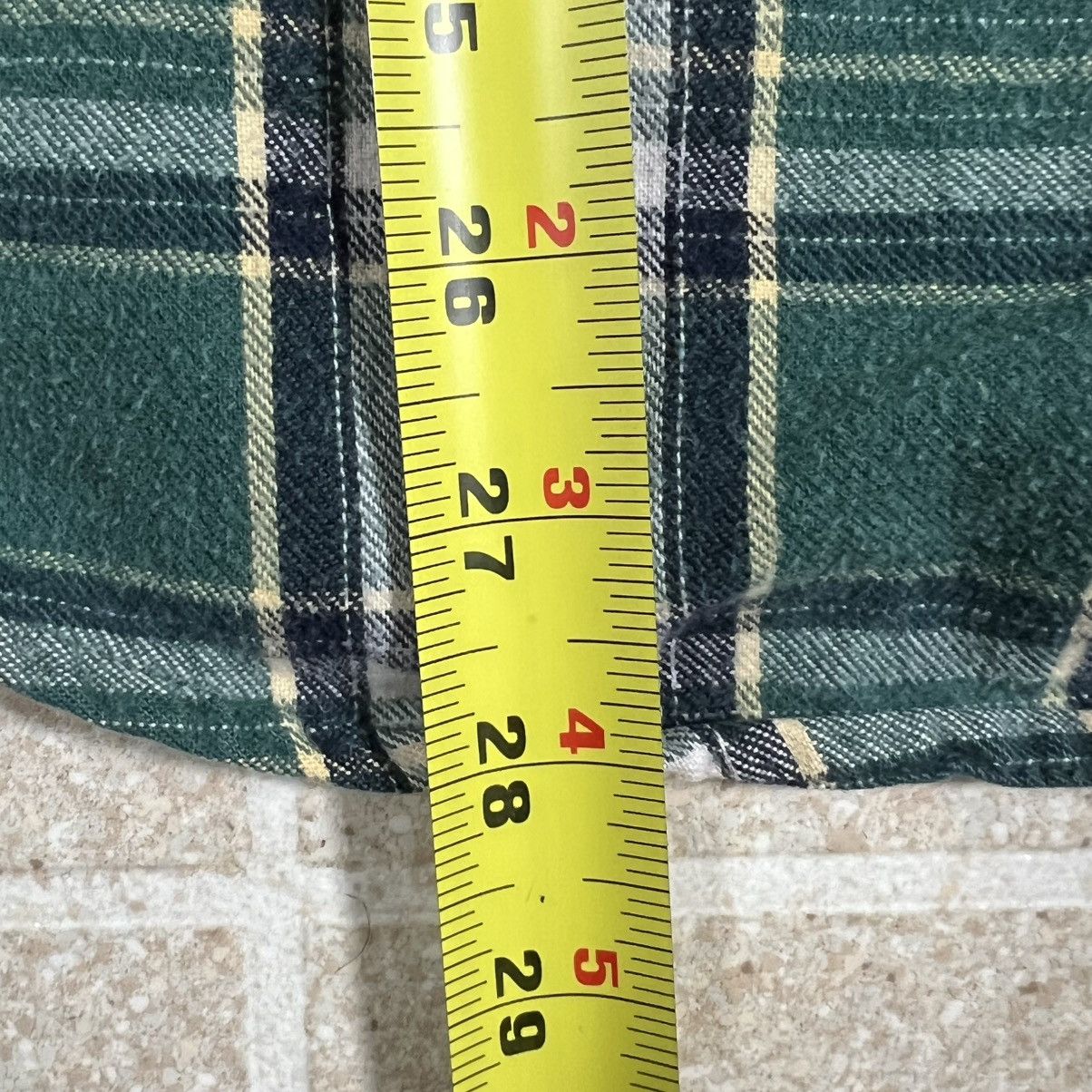 L.L. Bean L.L. Bean Shirt Flannel Green Plaid Long Sleeve Button Up Size US M / EU 48-50 / 2 - 8 Thumbnail