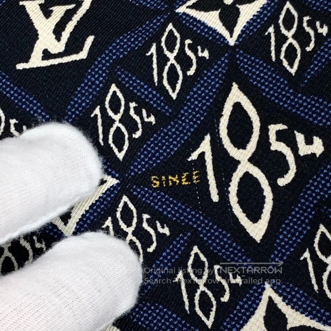 Louis Vuitton Louis Vuitton Dark Blue Logo Monogrammed Silk Casual Short Size US 34 / EU 50 - 9 Thumbnail