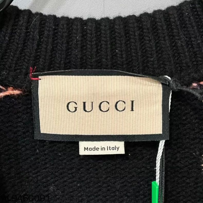 Gucci Gucci New gradient old-fashioned cardigan sweater 2501-Next Size US S / EU 44-46 / 1 - 4 Thumbnail