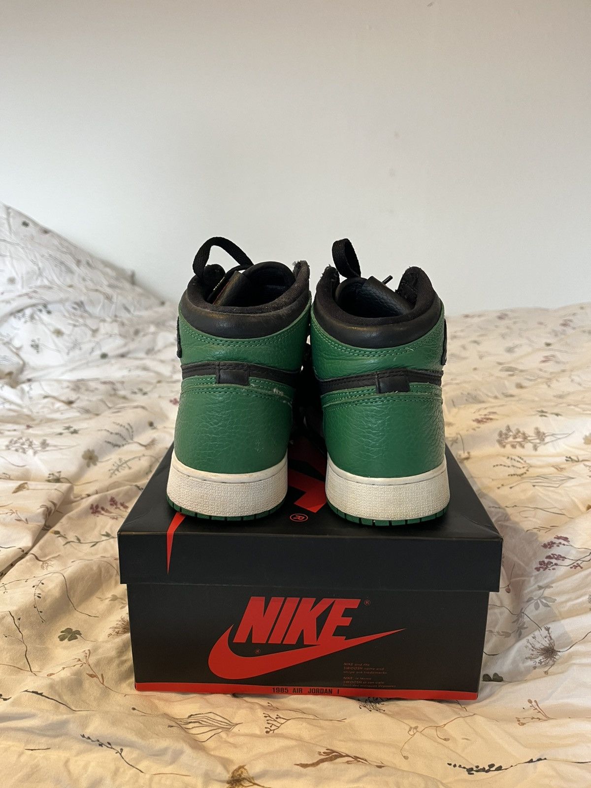 Nike Jordan 1 high pine green🌲 Size US 7.5 / IT 37.5 - 2 Thumbnail