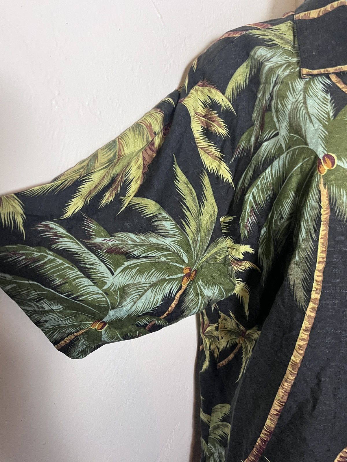Tommy Bahama Tommy bahama floral shirt Size US L / EU 52-54 / 3 - 6 Thumbnail